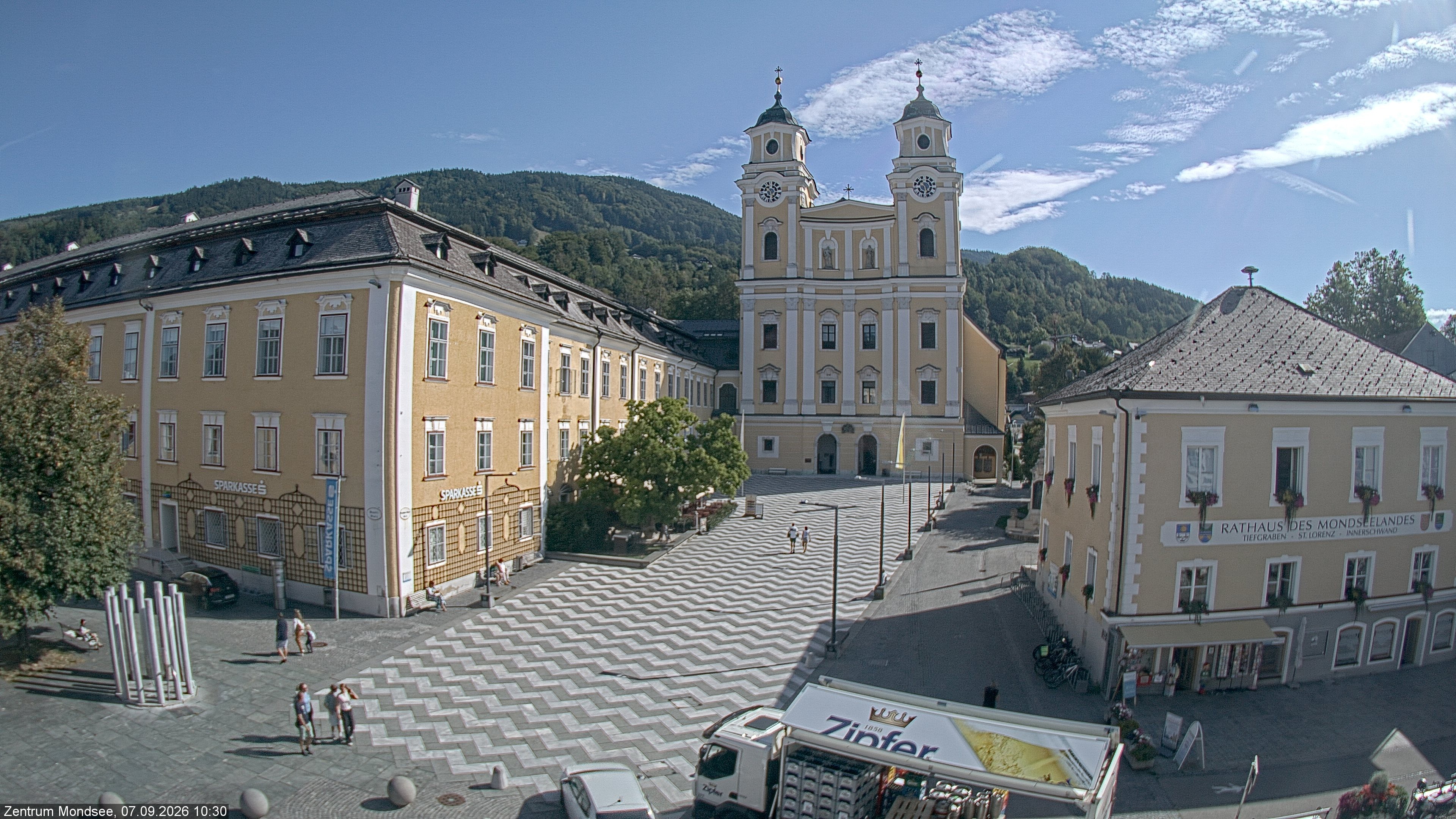 Archiv Foto Webcam Blick auf den Stadtplatz von Mondsee