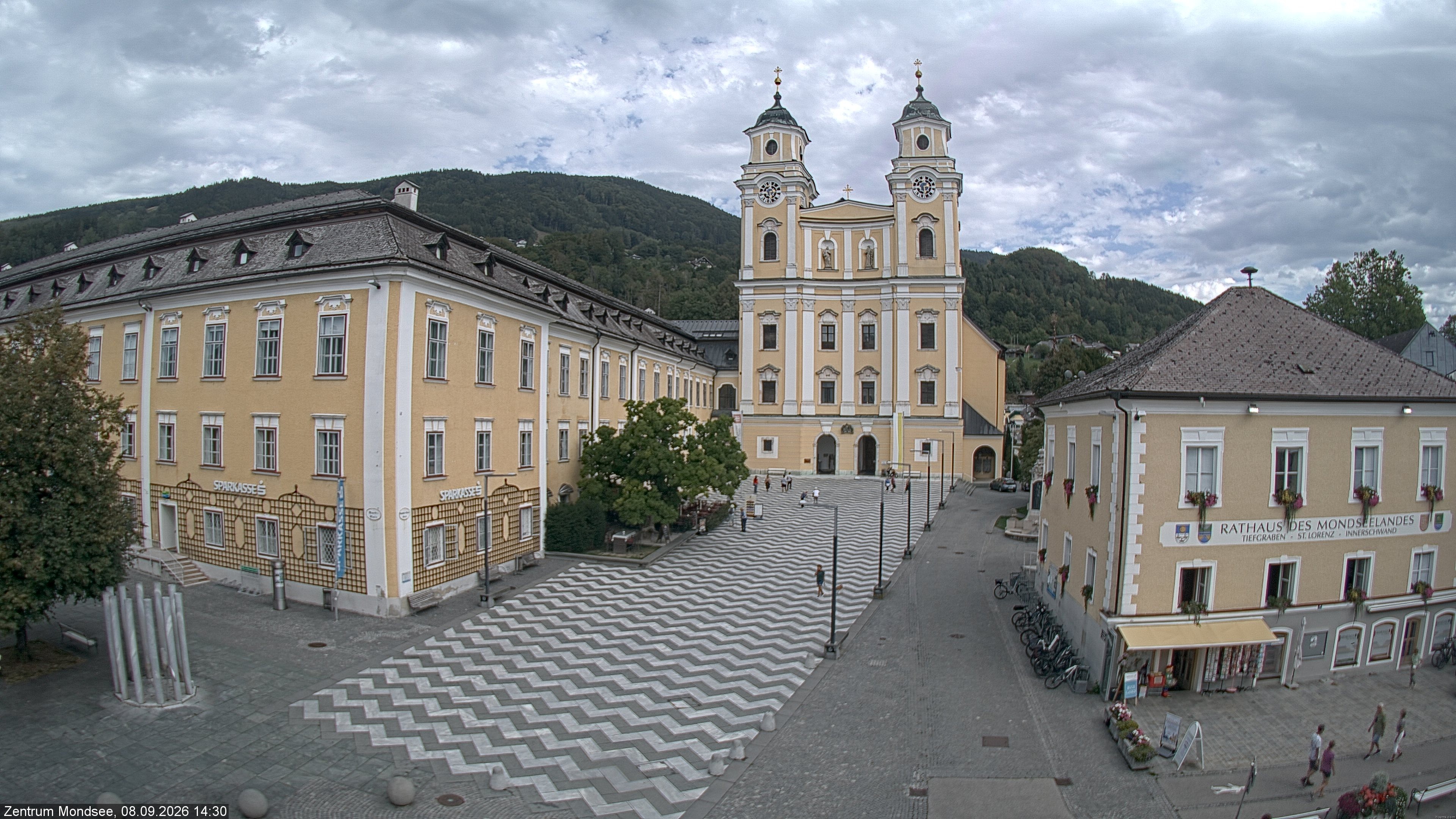 Archiv Foto Webcam Blick auf den Stadtplatz von Mondsee