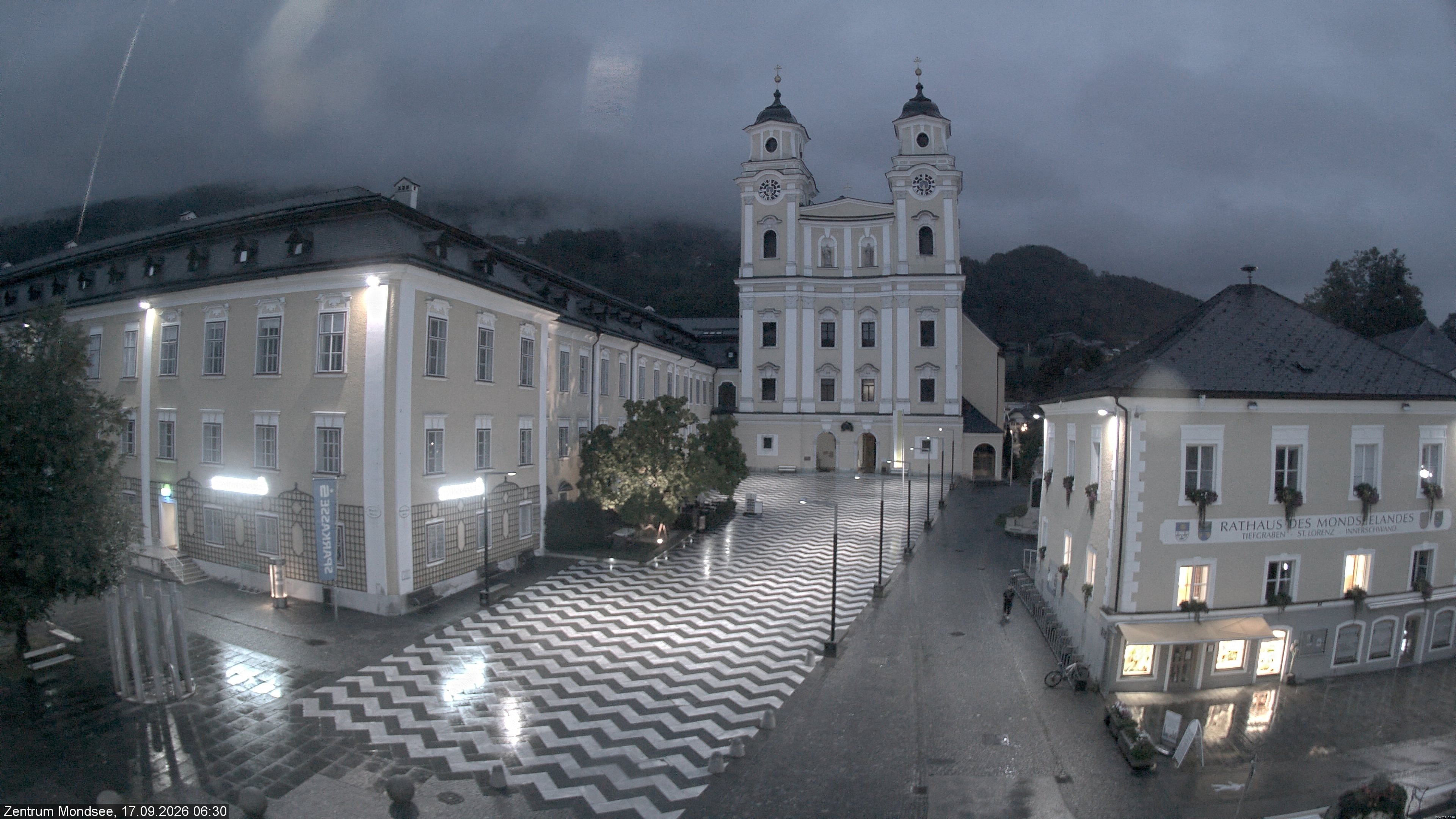 Archiv Foto Webcam Blick auf den Stadtplatz von Mondsee