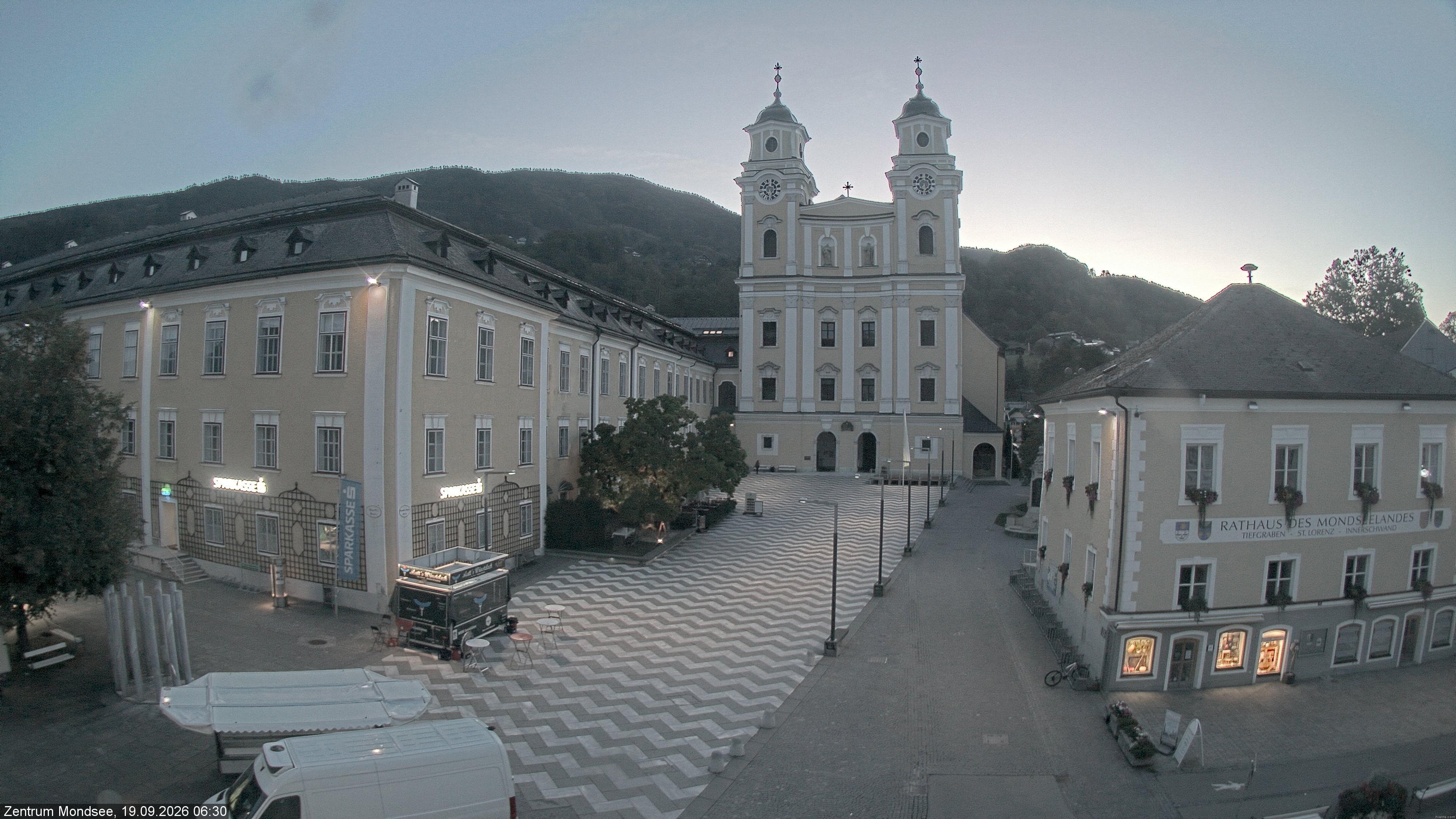 Archiv Foto Webcam Blick auf den Stadtplatz von Mondsee