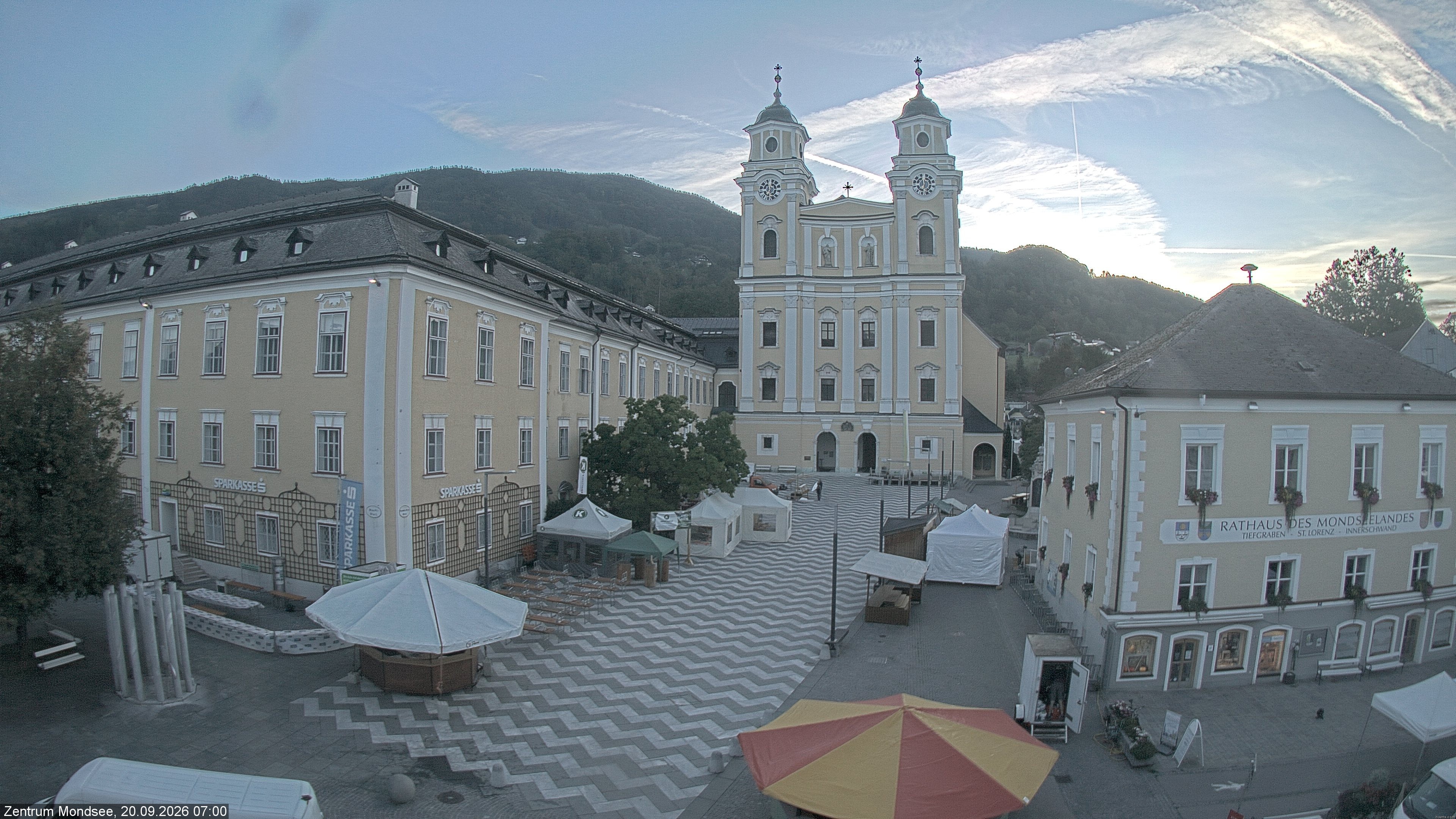 Archiv Foto Webcam Blick auf den Stadtplatz von Mondsee
