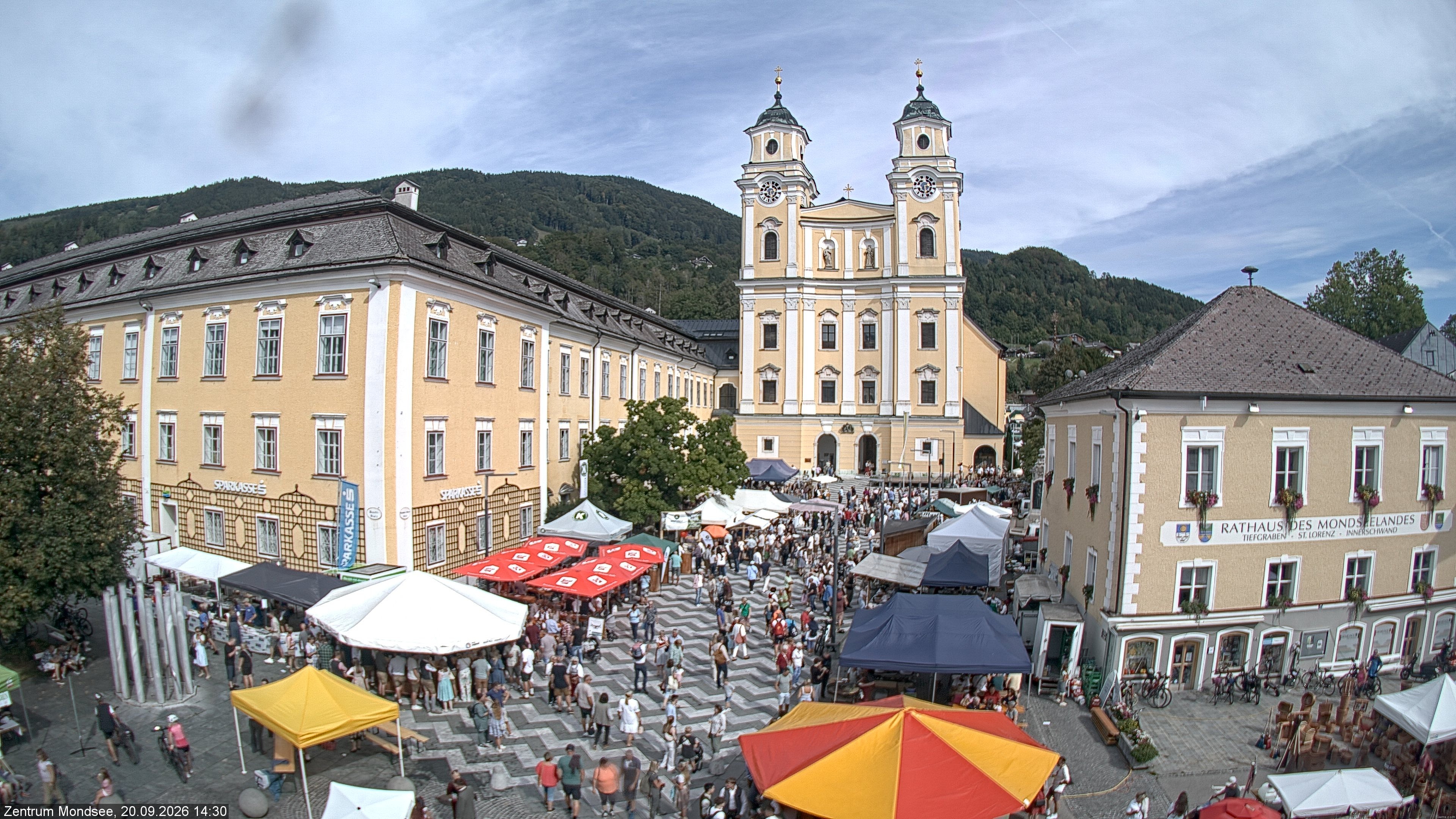 Archiv Foto Webcam Blick auf den Stadtplatz von Mondsee