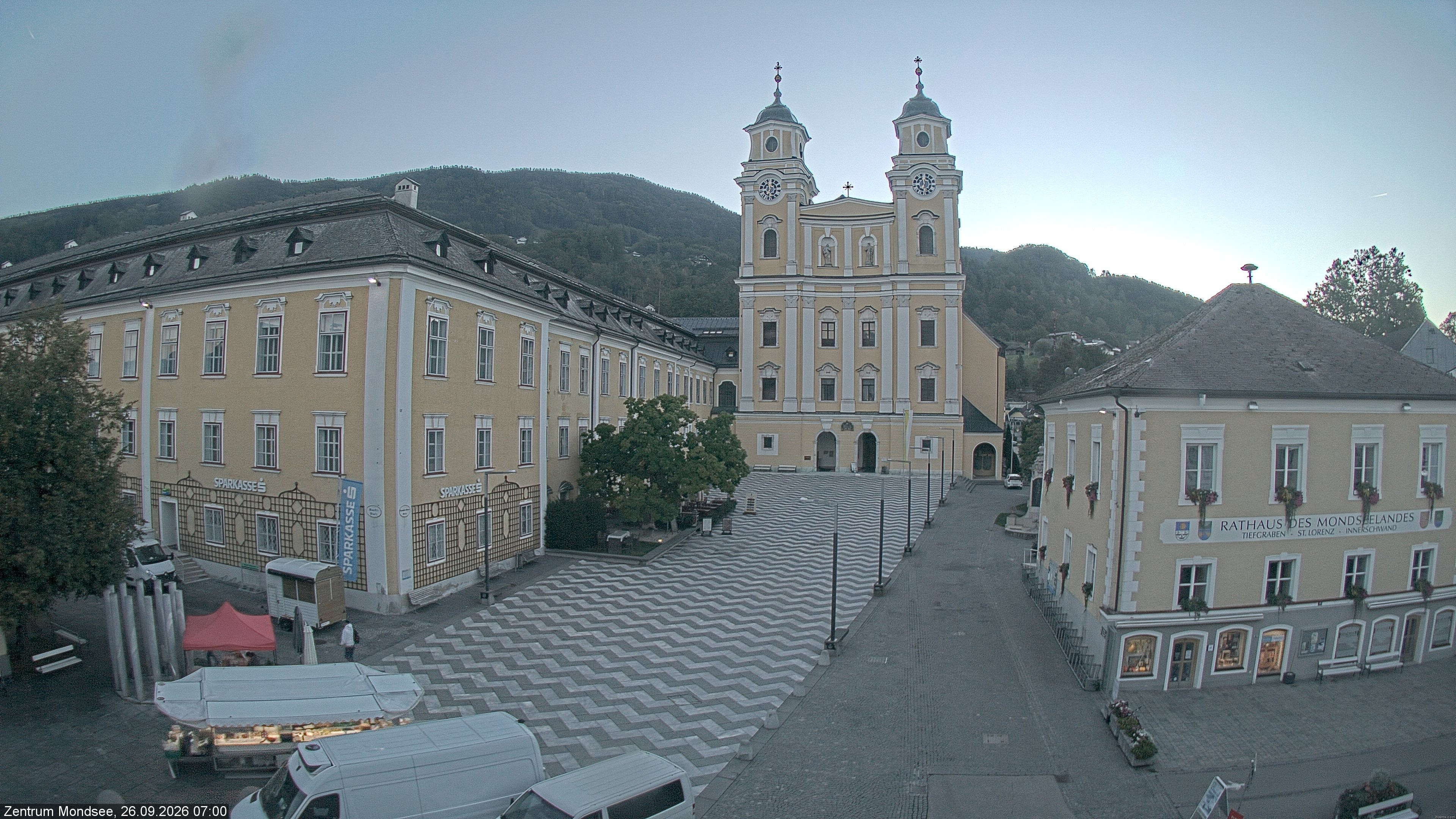 Archiv Foto Webcam Blick auf den Stadtplatz von Mondsee