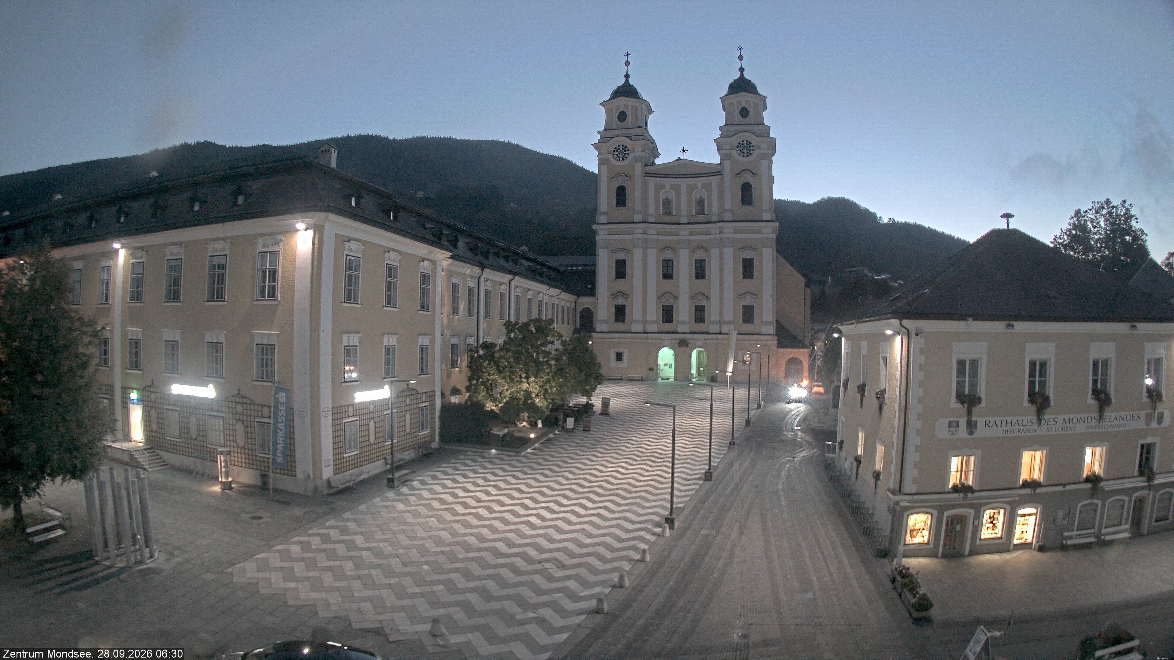Archiv Foto Webcam Blick auf den Stadtplatz von Mondsee