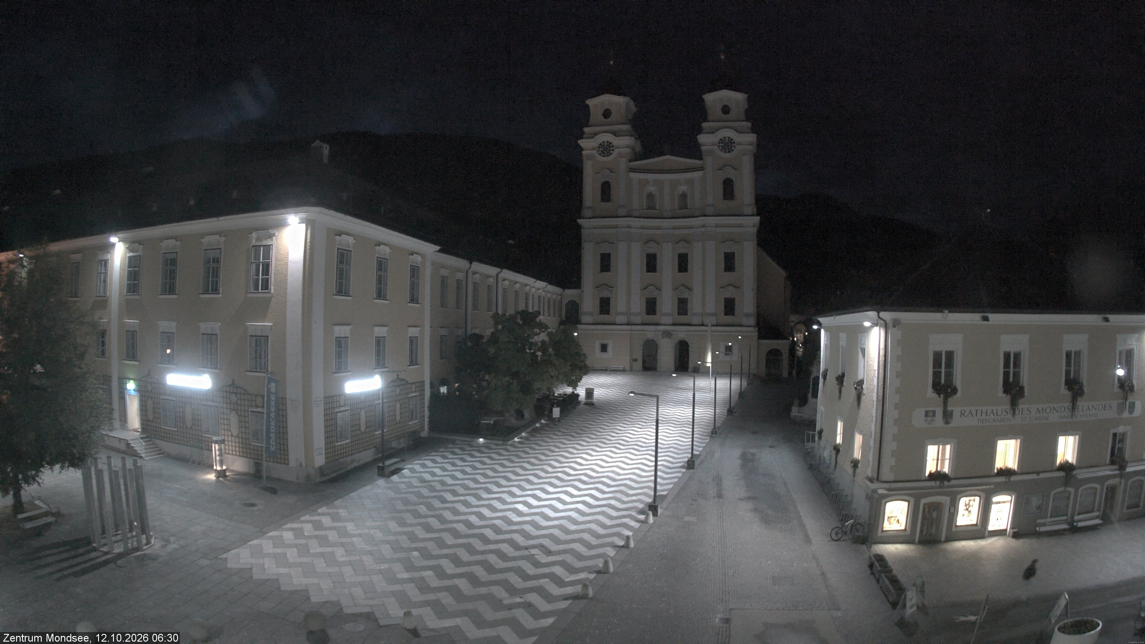 Archiv Foto Webcam Blick auf den Stadtplatz von Mondsee