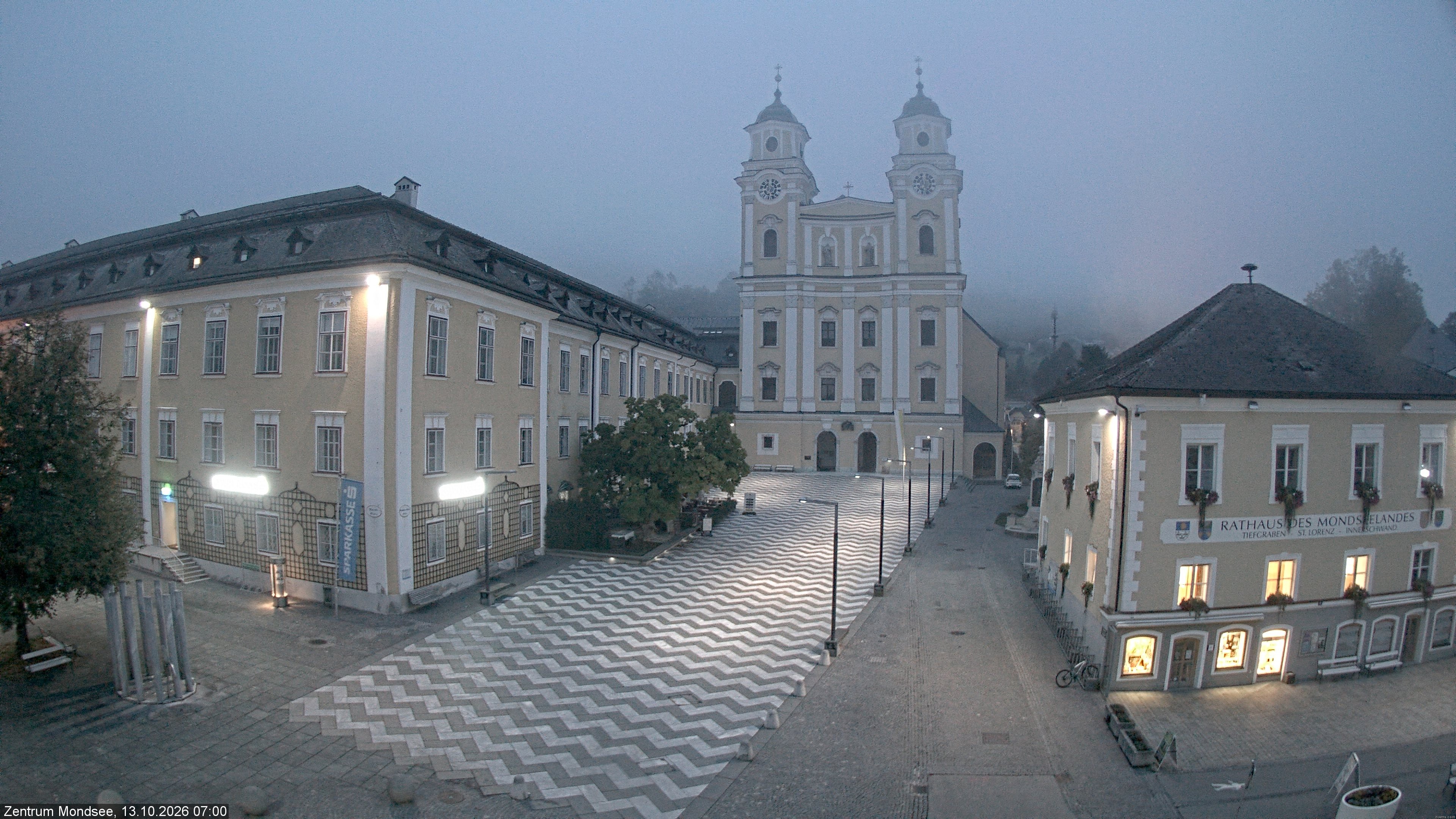 Archiv Foto Webcam Blick auf den Stadtplatz von Mondsee