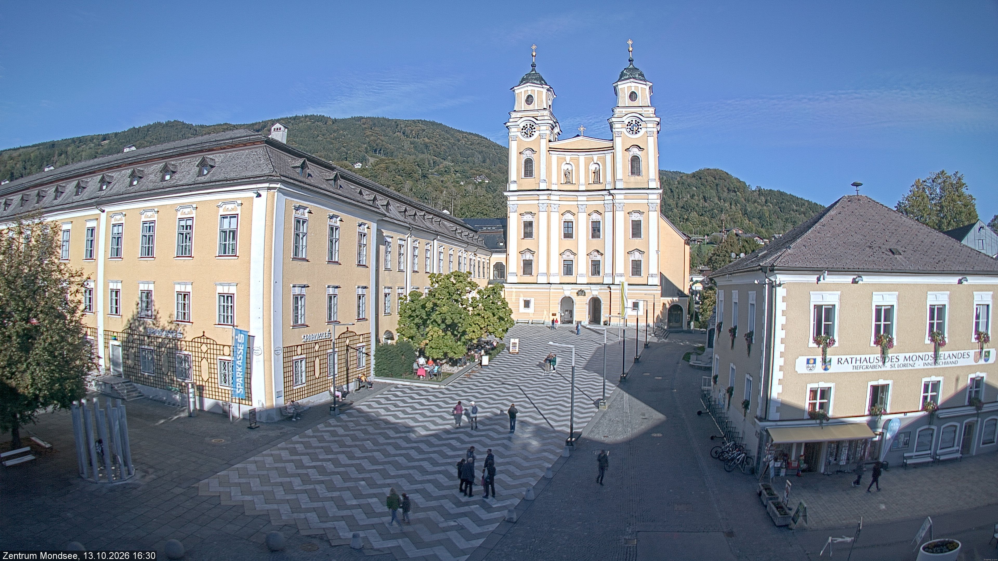 Archiv Foto Webcam Blick auf den Stadtplatz von Mondsee