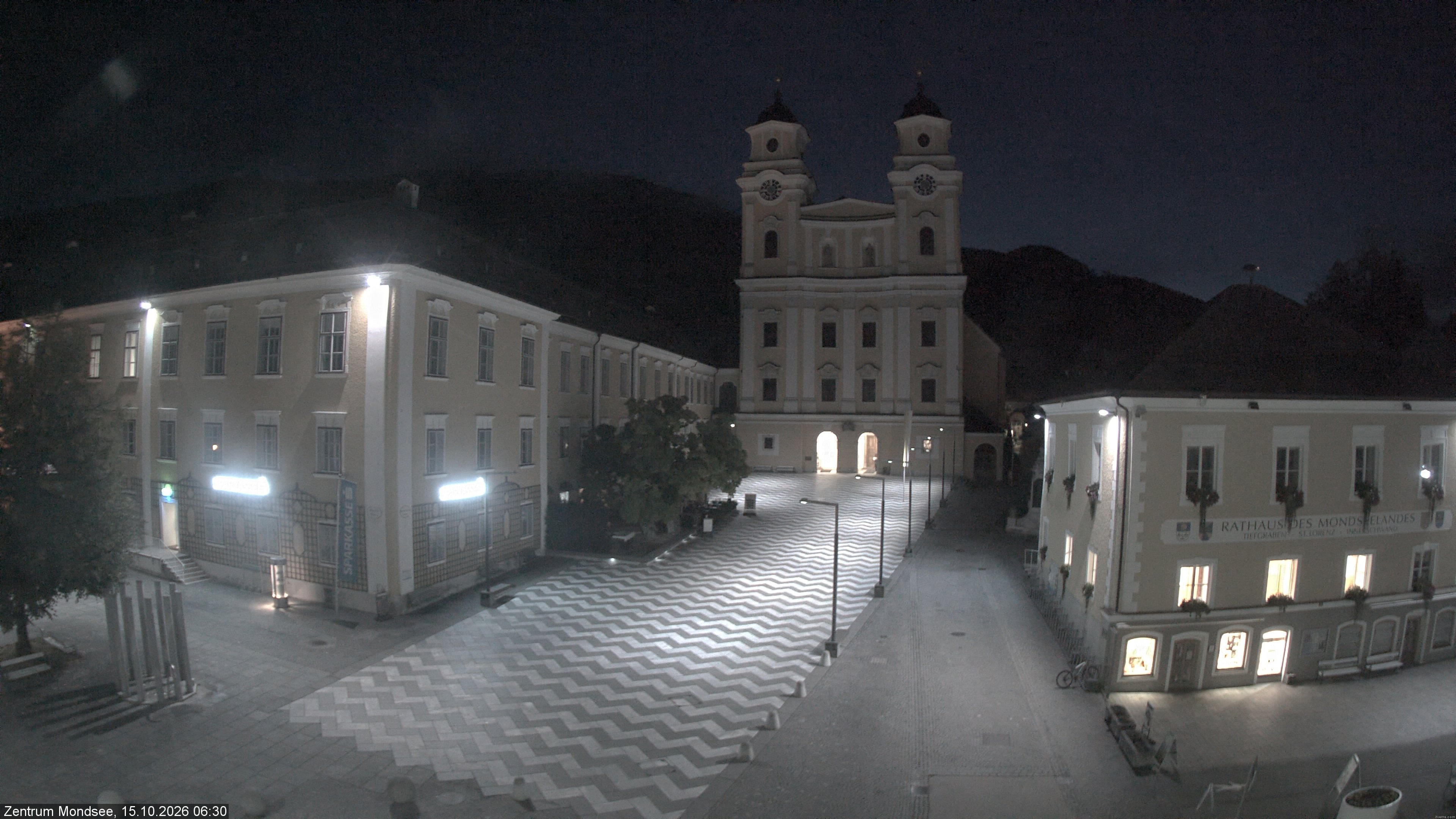 Archiv Foto Webcam Blick auf den Stadtplatz von Mondsee