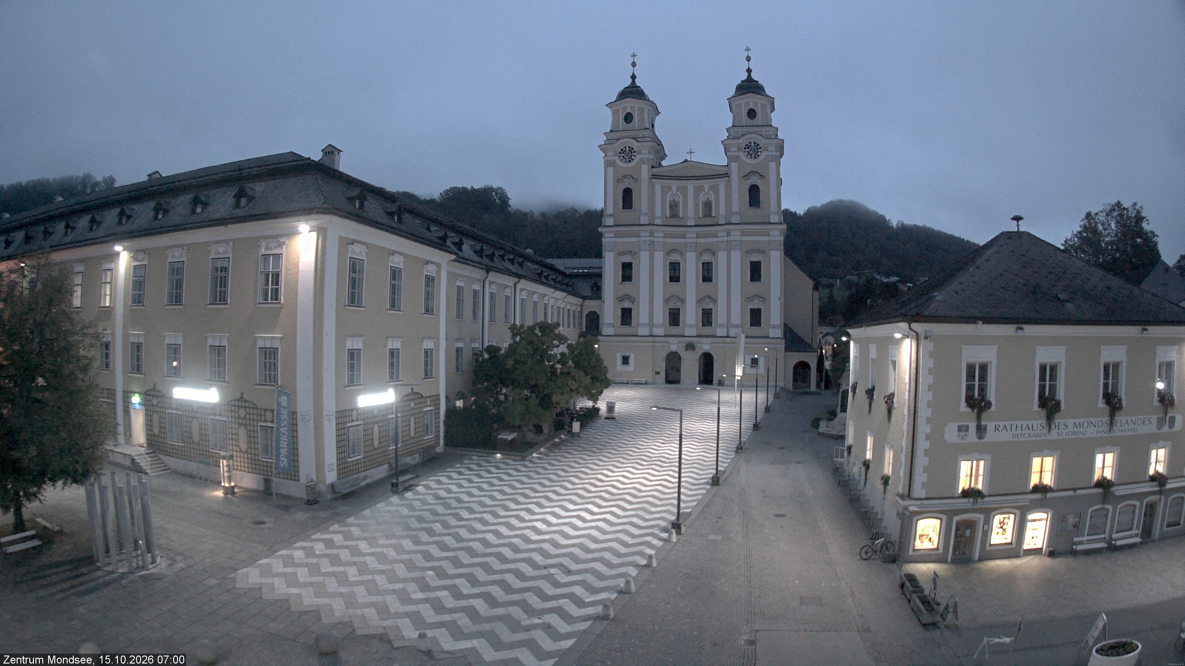 Archiv Foto Webcam Blick auf den Stadtplatz von Mondsee