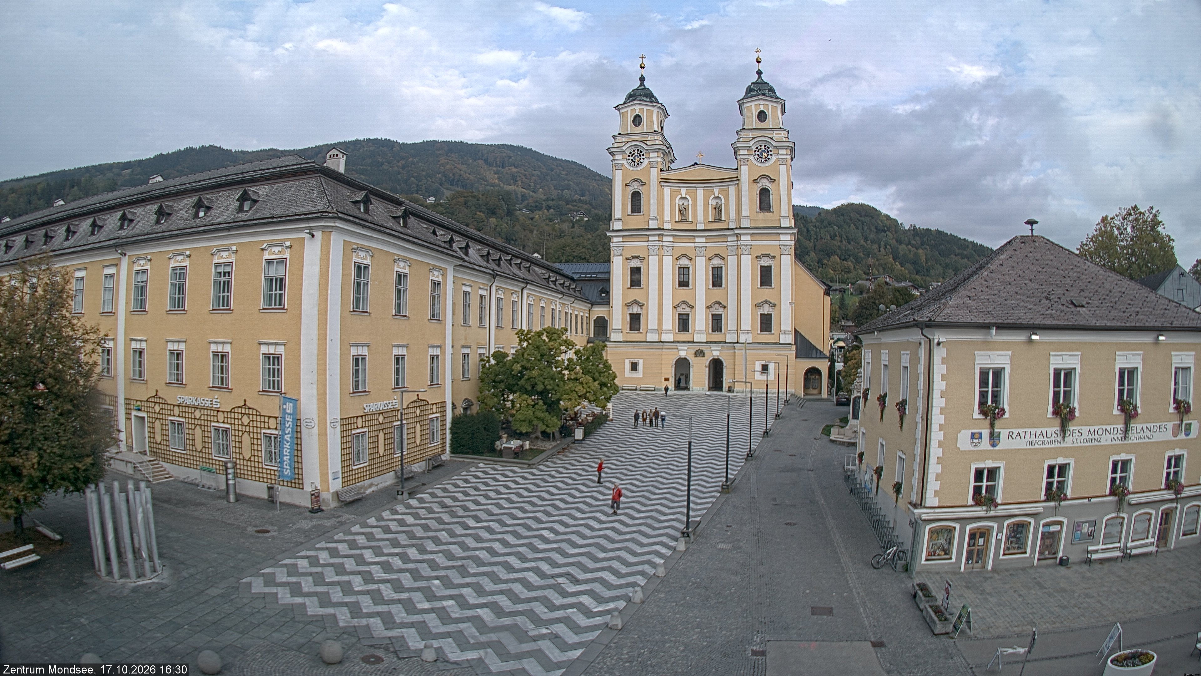 Archiv Foto Webcam Blick auf den Stadtplatz von Mondsee