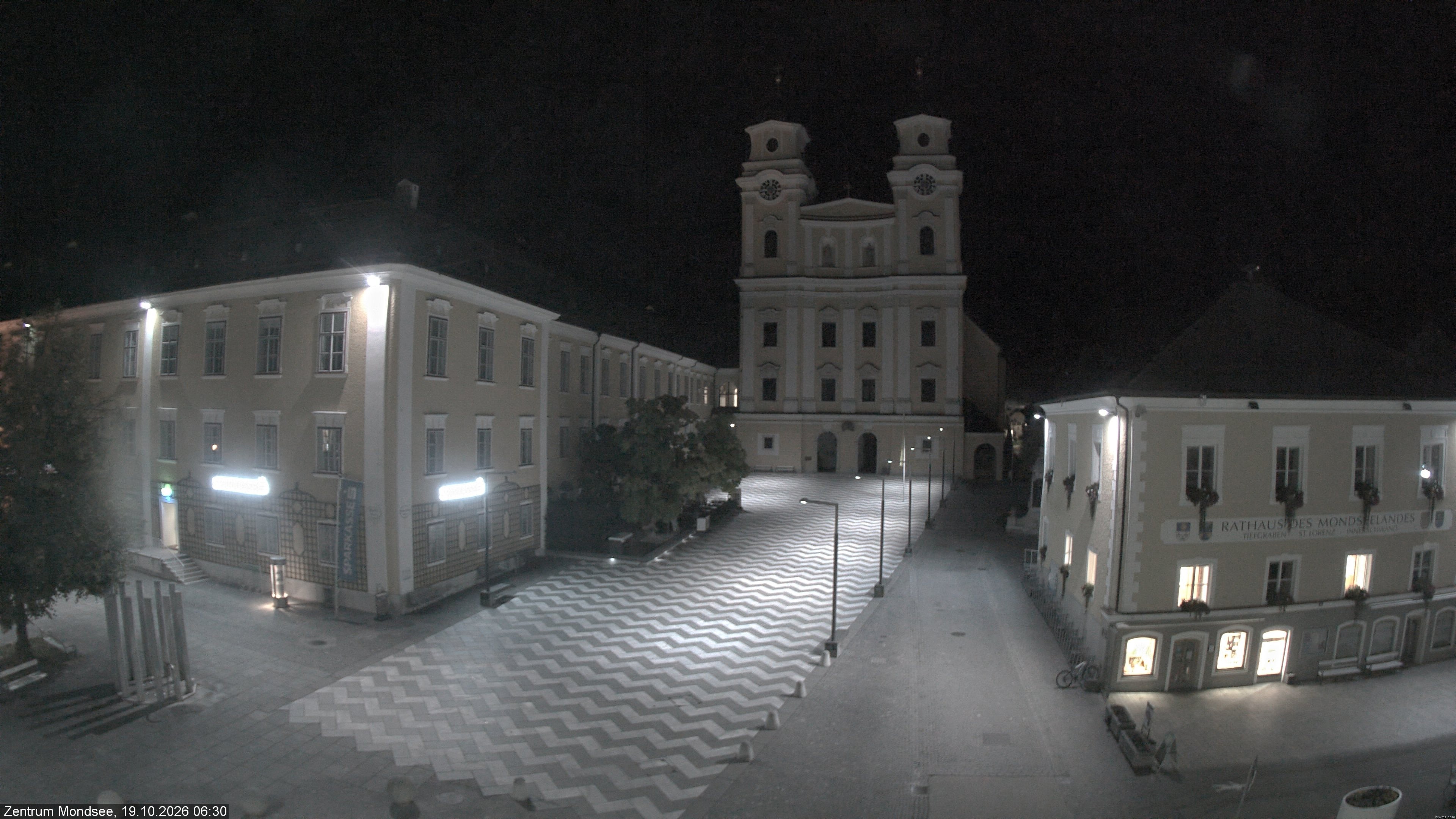 Archiv Foto Webcam Blick auf den Stadtplatz von Mondsee