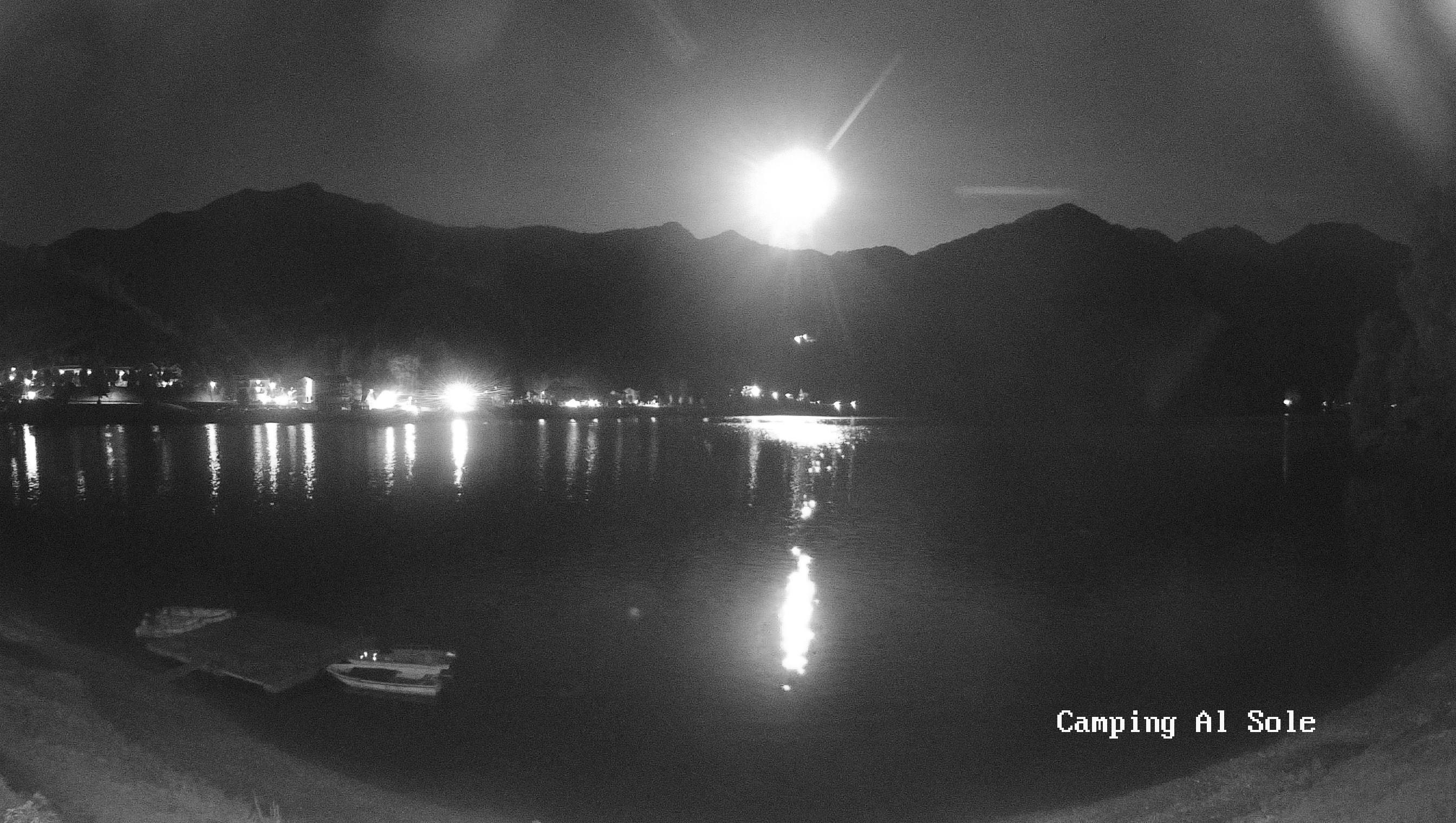 Archived image Webcam View at the Lago di Ledro