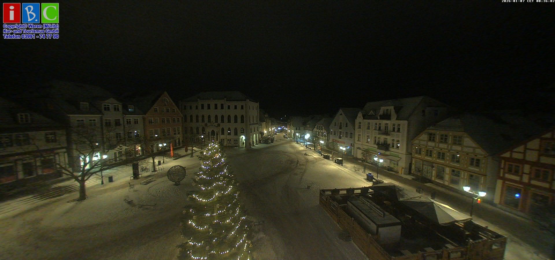 Archiv Foto Webcam Neuer Markt in Waren an der Müritz