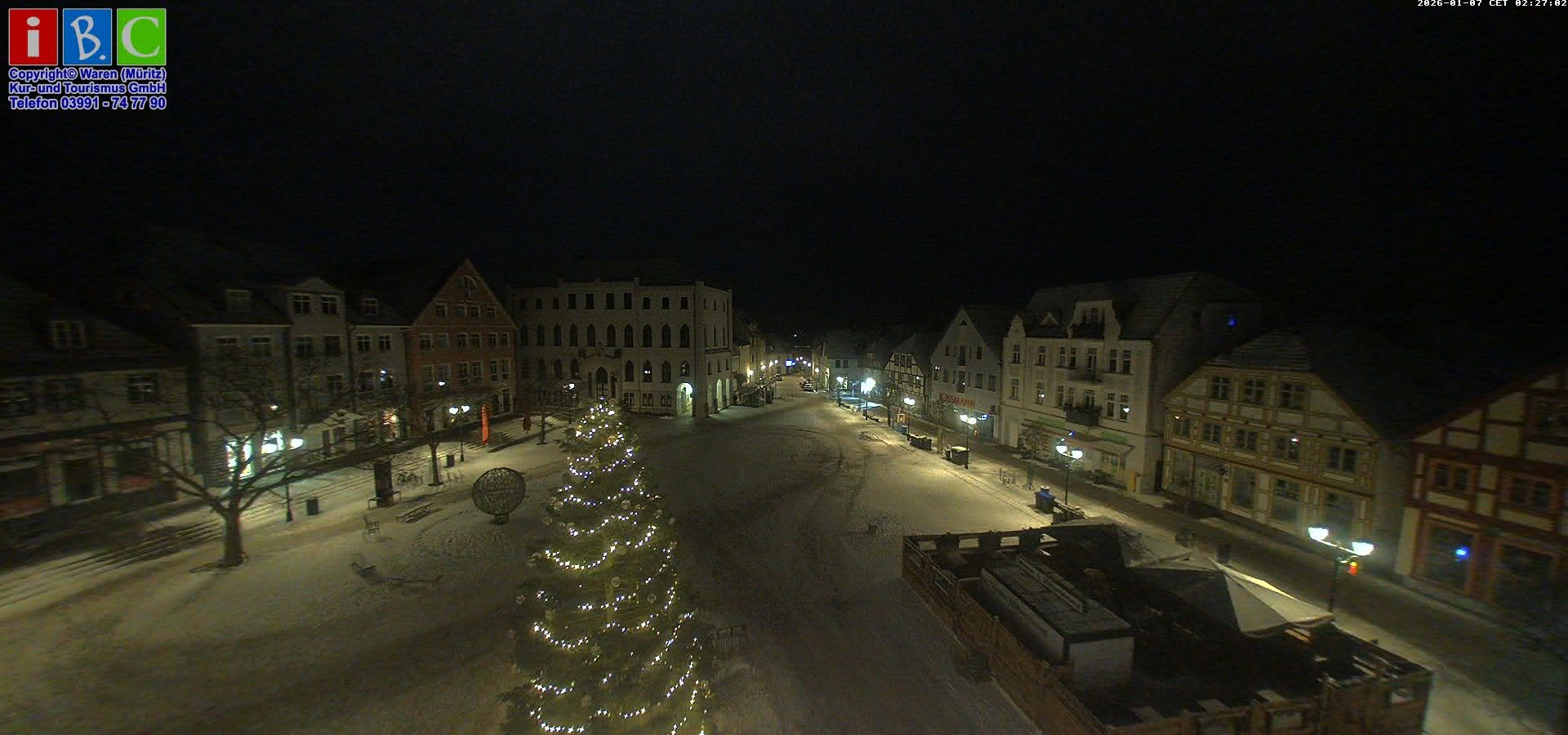 Archiv Foto Webcam Neuer Markt in Waren an der Müritz