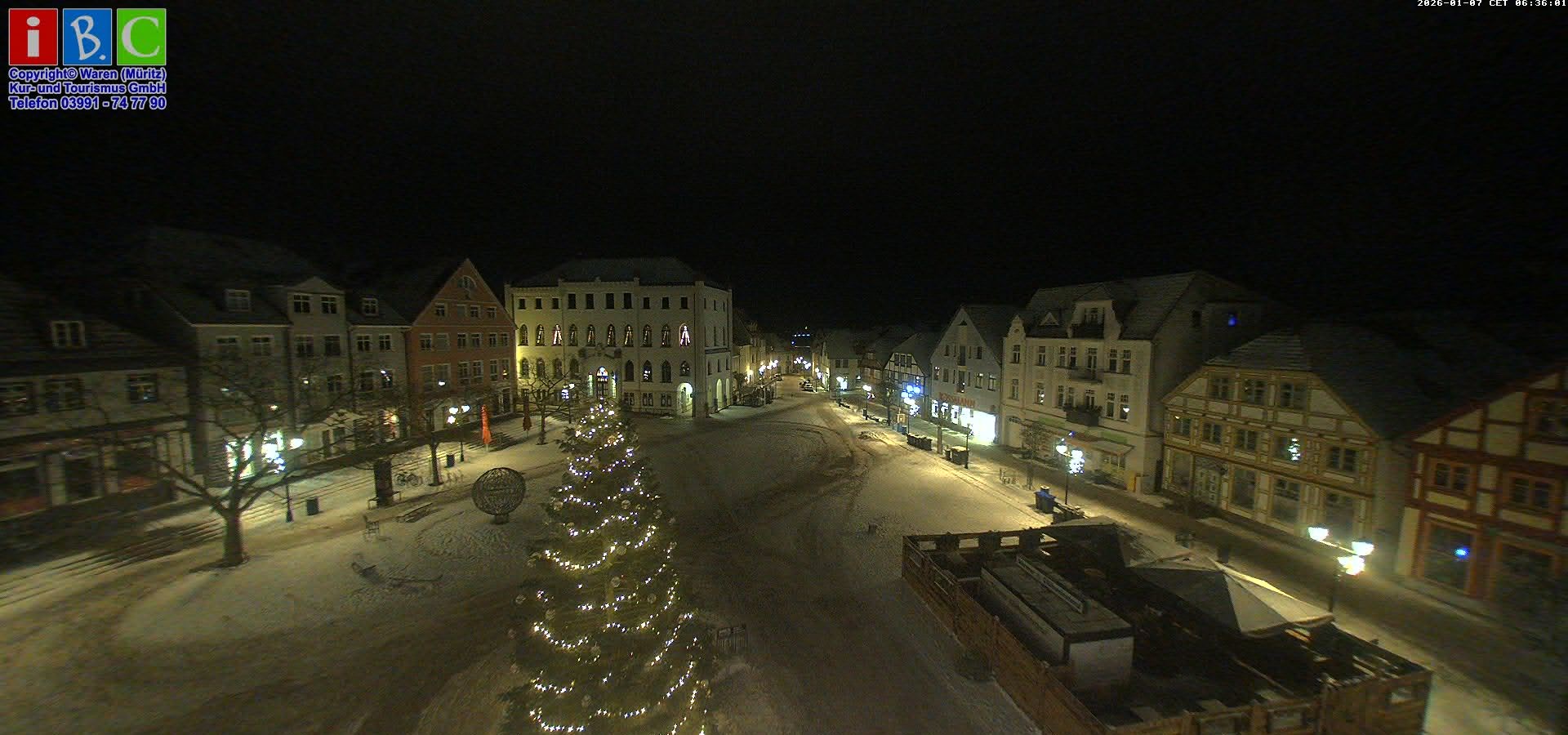 Archiv Foto Webcam Neuer Markt in Waren an der Müritz