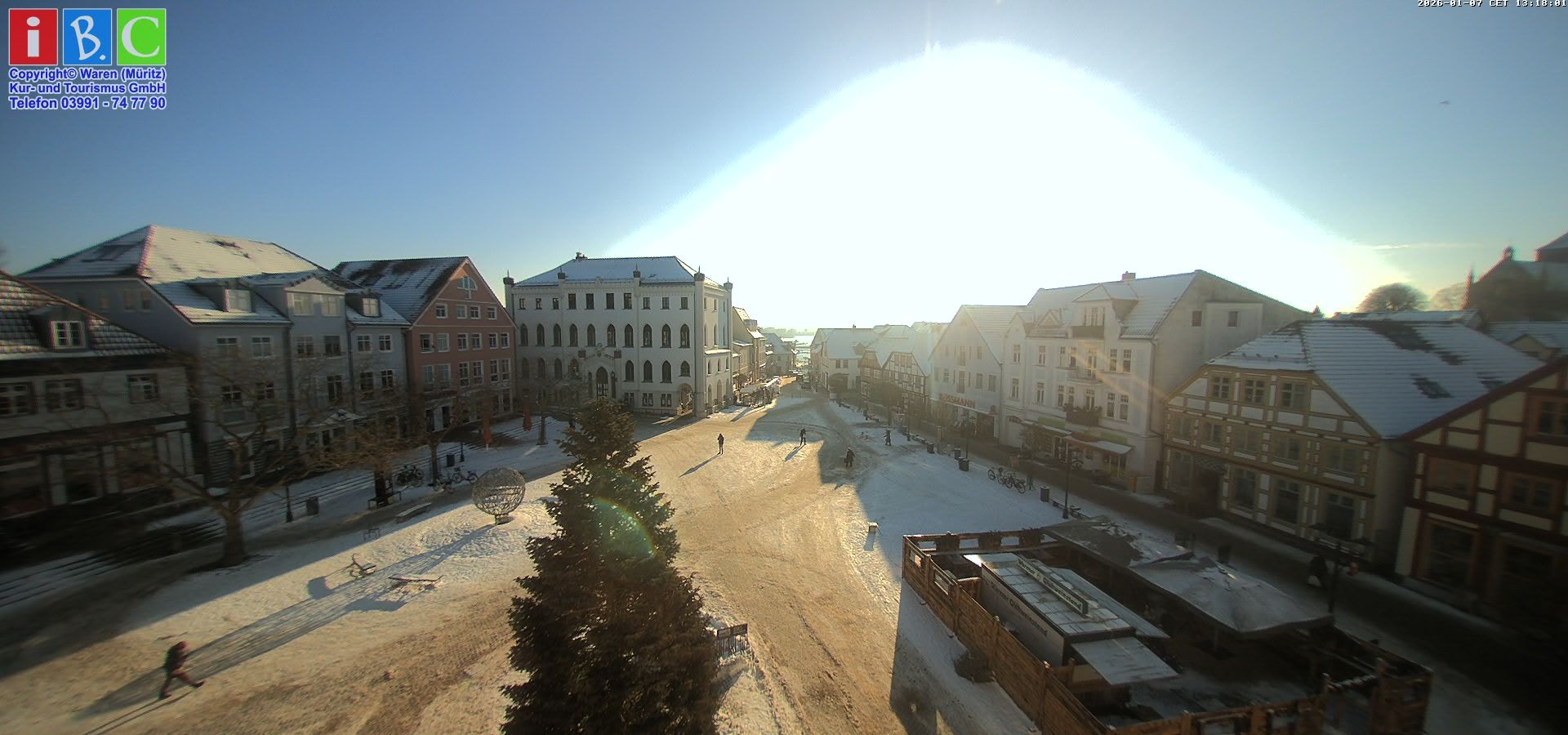 Archiv Foto Webcam Neuer Markt in Waren an der Müritz