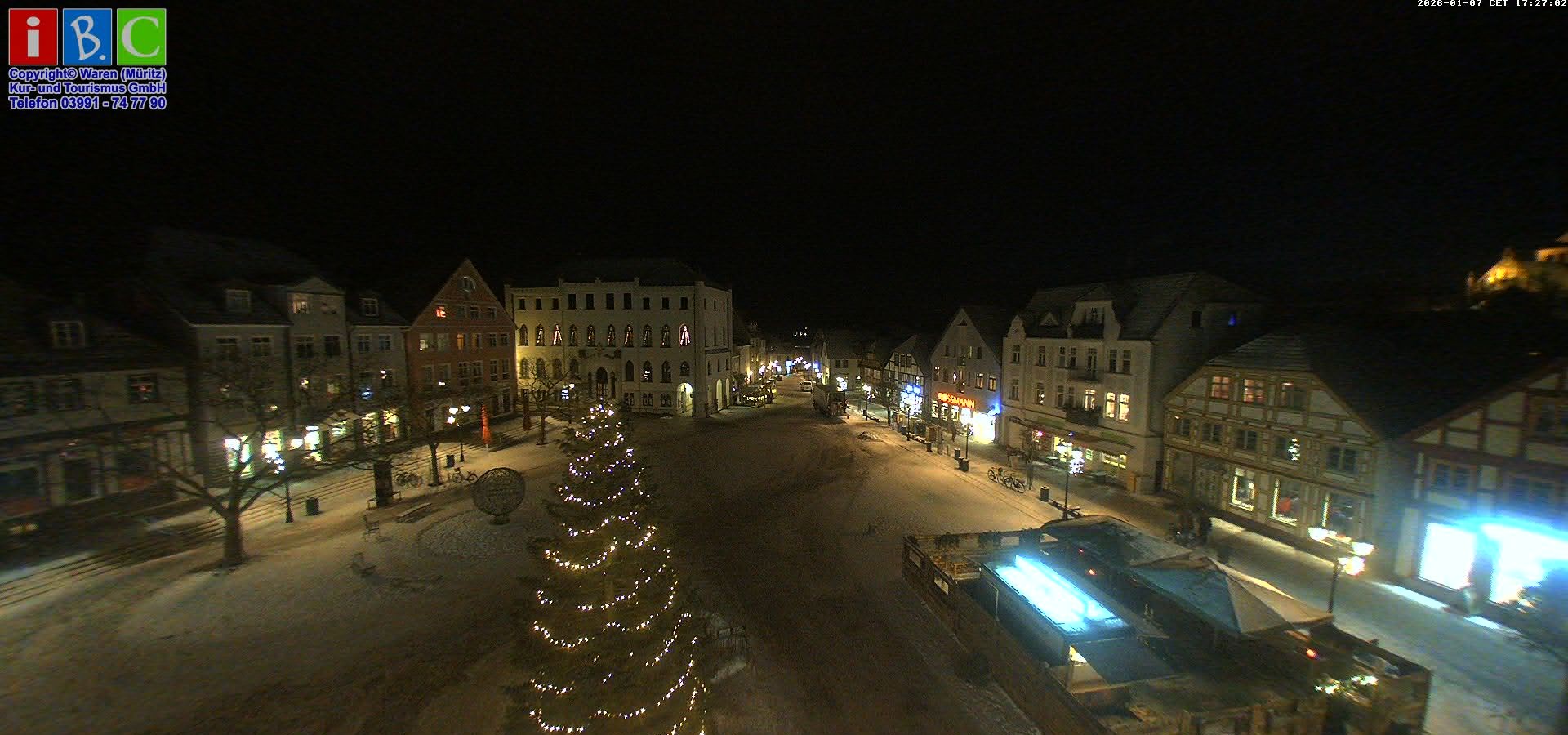 Archiv Foto Webcam Neuer Markt in Waren an der Müritz