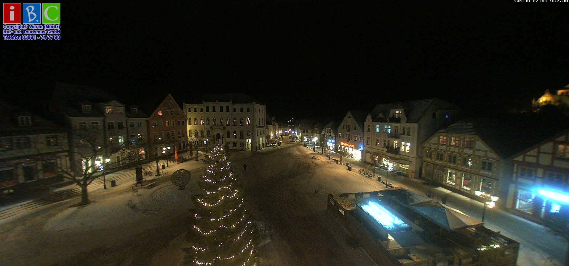 Archiv Foto Webcam Neuer Markt in Waren an der Müritz