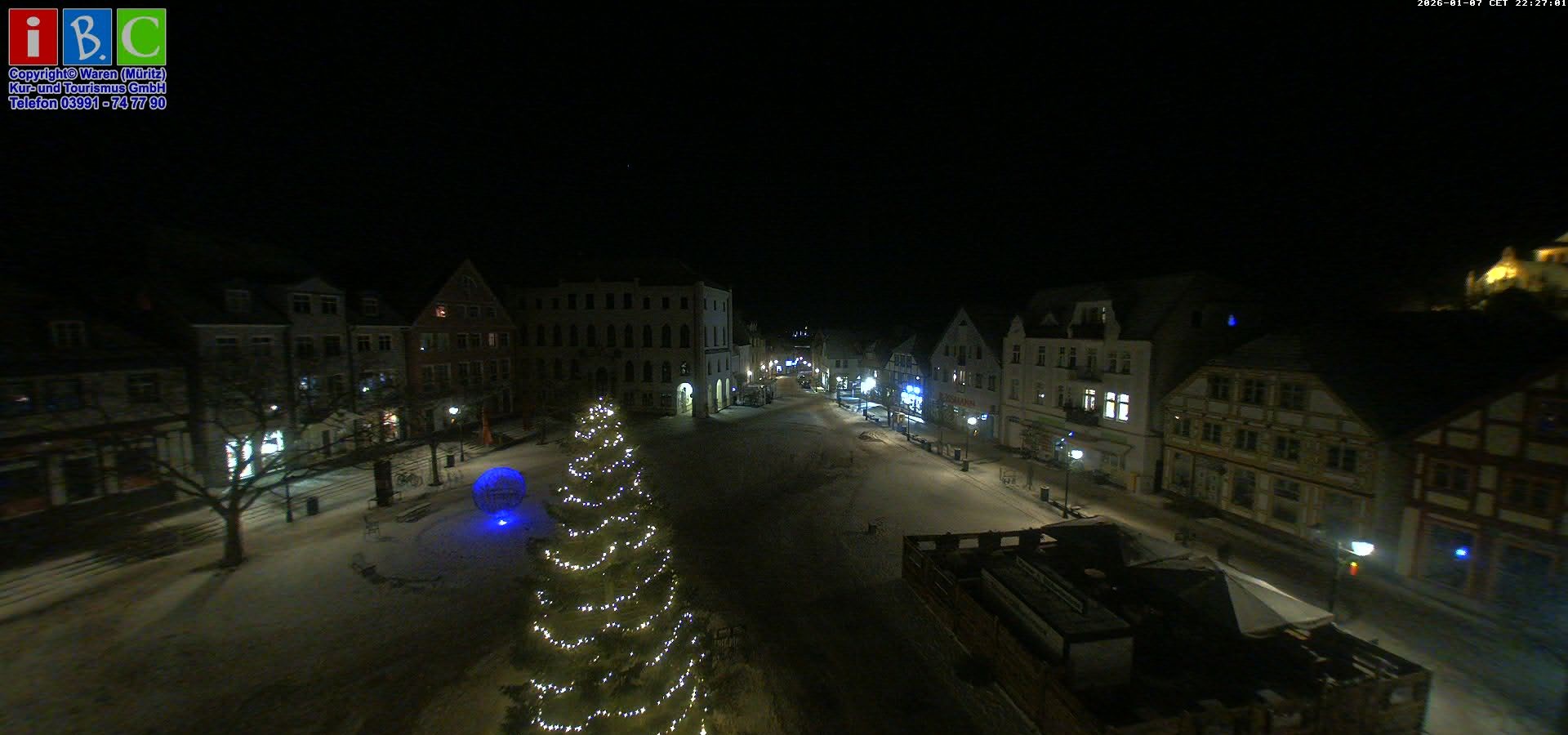 Archiv Foto Webcam Neuer Markt in Waren an der Müritz