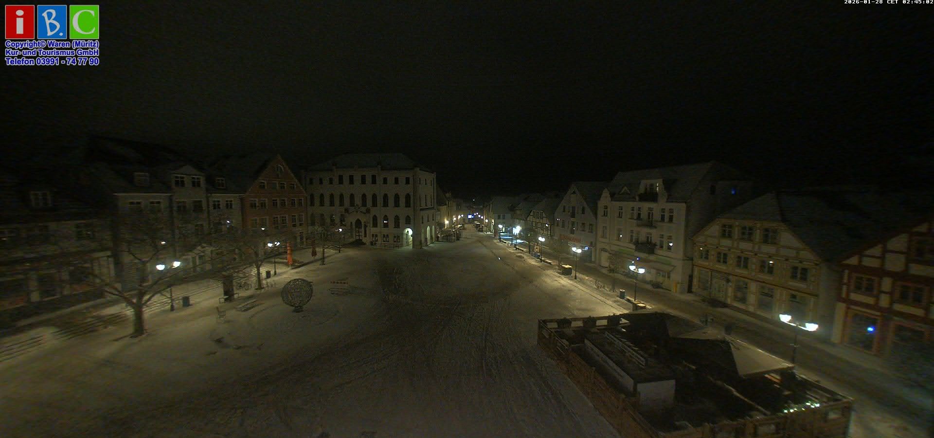 Archiv Foto Webcam Neuer Markt in Waren an der Müritz