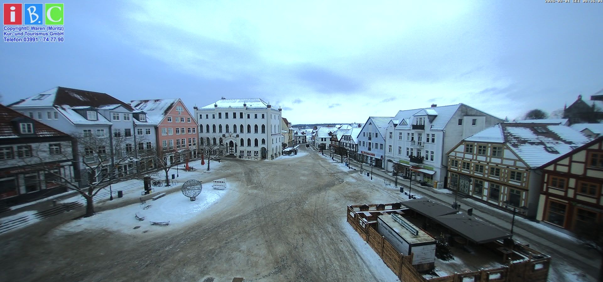 Archiv Foto Webcam Neuer Markt in Waren an der Müritz