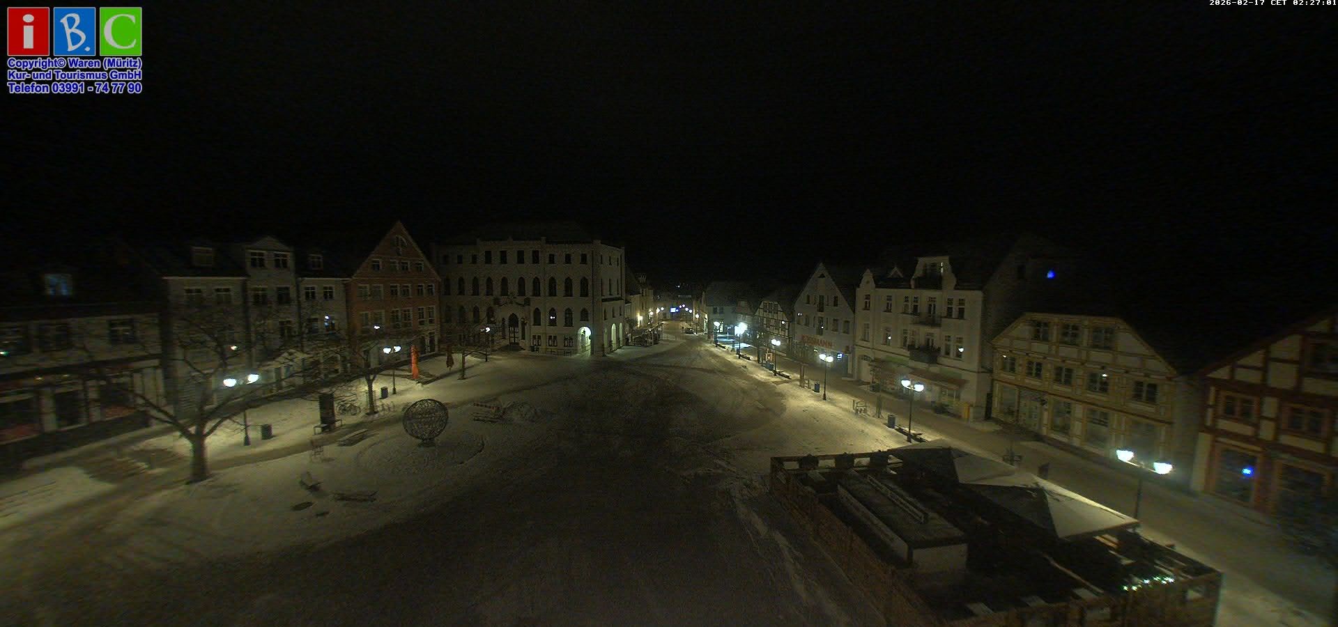 Archiv Foto Webcam Neuer Markt in Waren an der Müritz