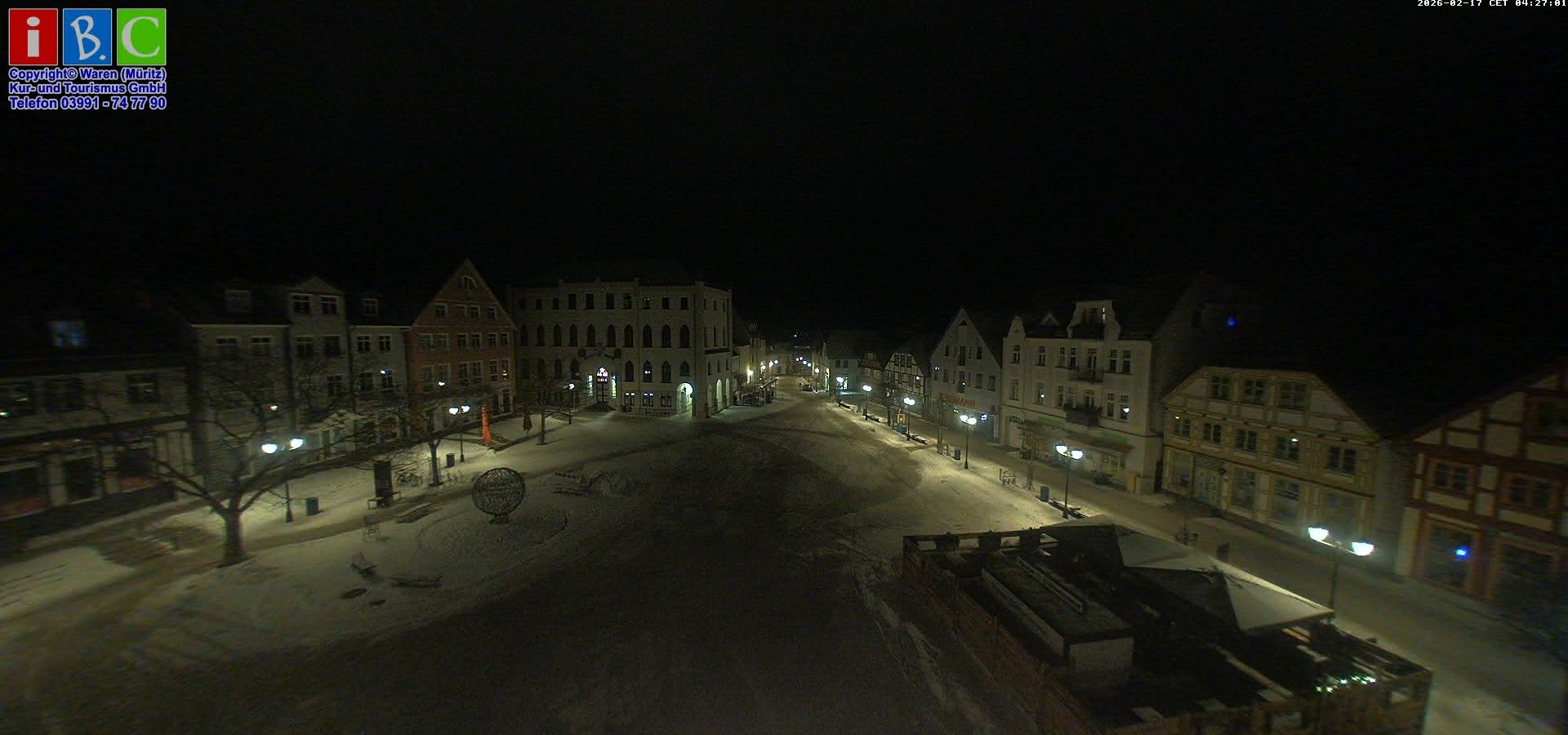 Archiv Foto Webcam Neuer Markt in Waren an der Müritz