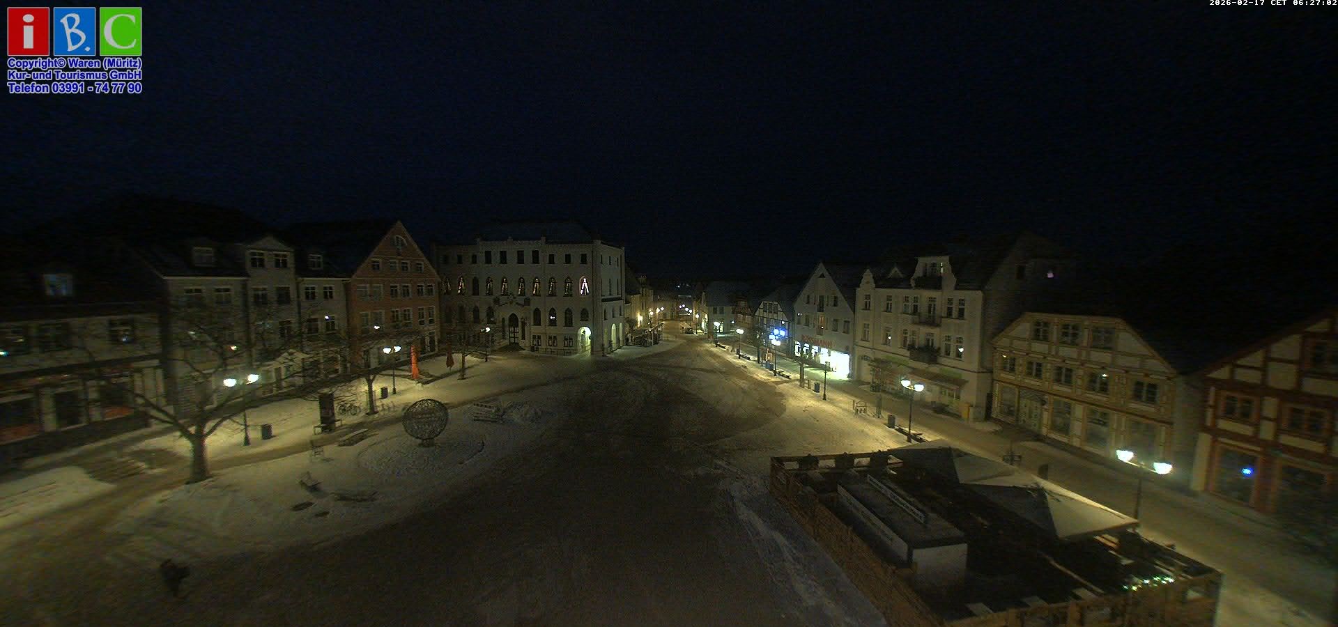 Archiv Foto Webcam Neuer Markt in Waren an der Müritz
