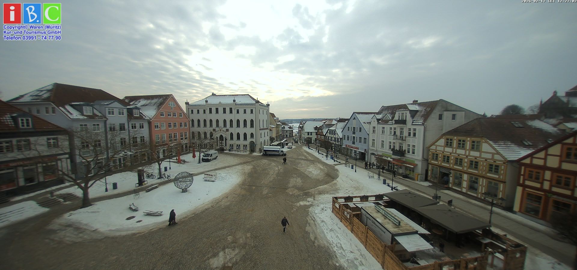 Archiv Foto Webcam Neuer Markt in Waren an der Müritz