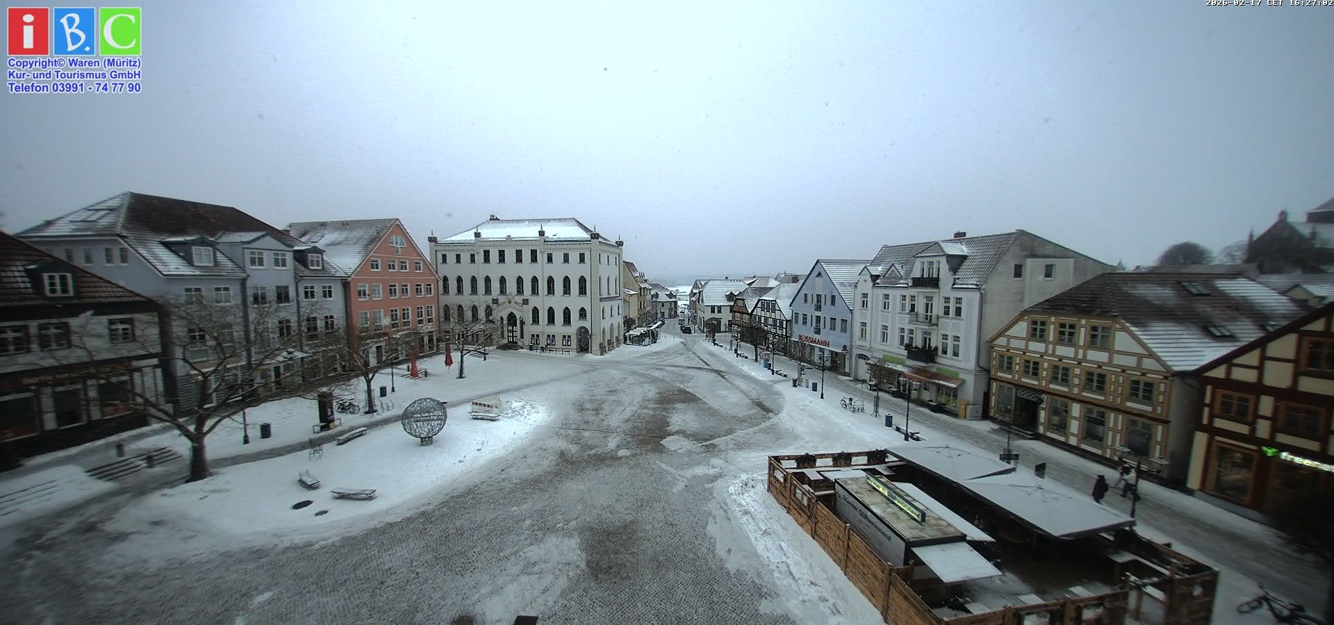 Archiv Foto Webcam Neuer Markt in Waren an der Müritz