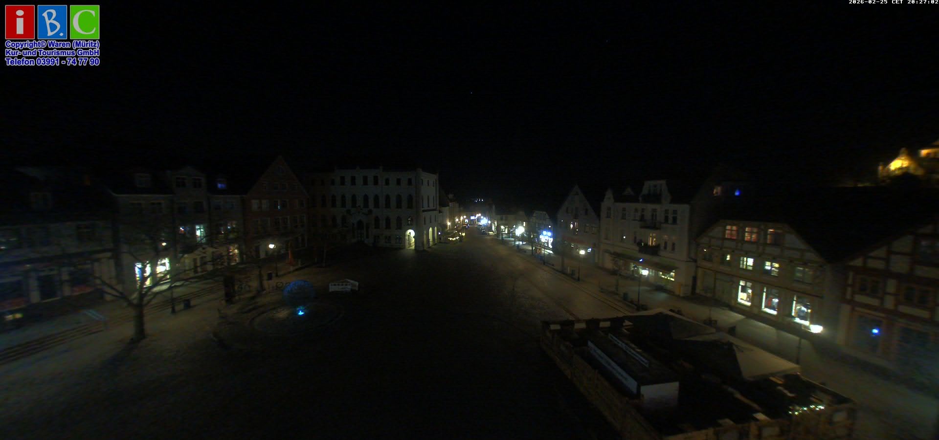 Archiv Foto Webcam Neuer Markt in Waren an der Müritz