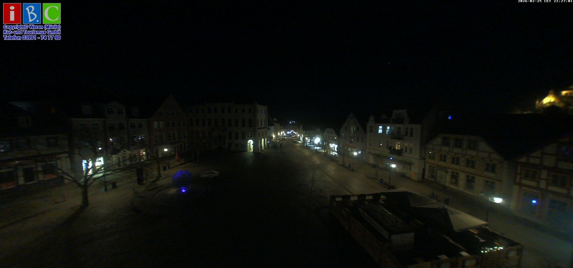 Archiv Foto Webcam Neuer Markt in Waren an der Müritz