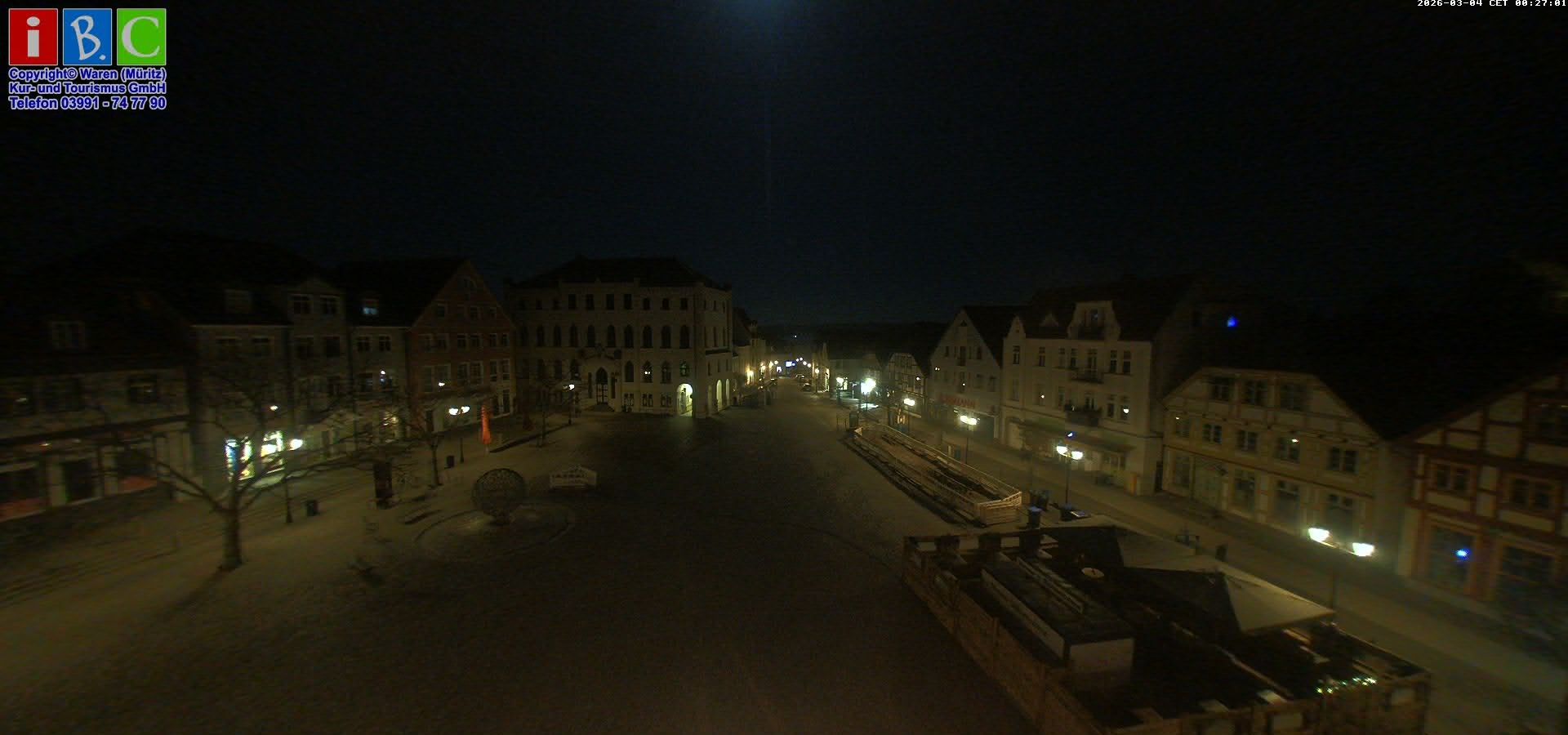 Archiv Foto Webcam Neuer Markt in Waren an der Müritz