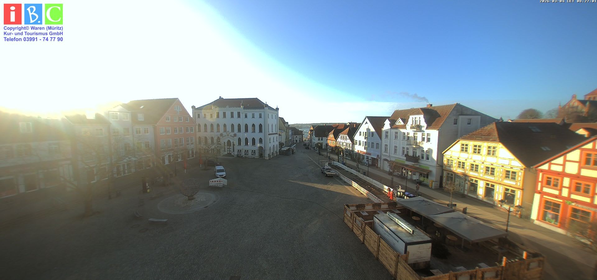 Archiv Foto Webcam Neuer Markt in Waren an der Müritz