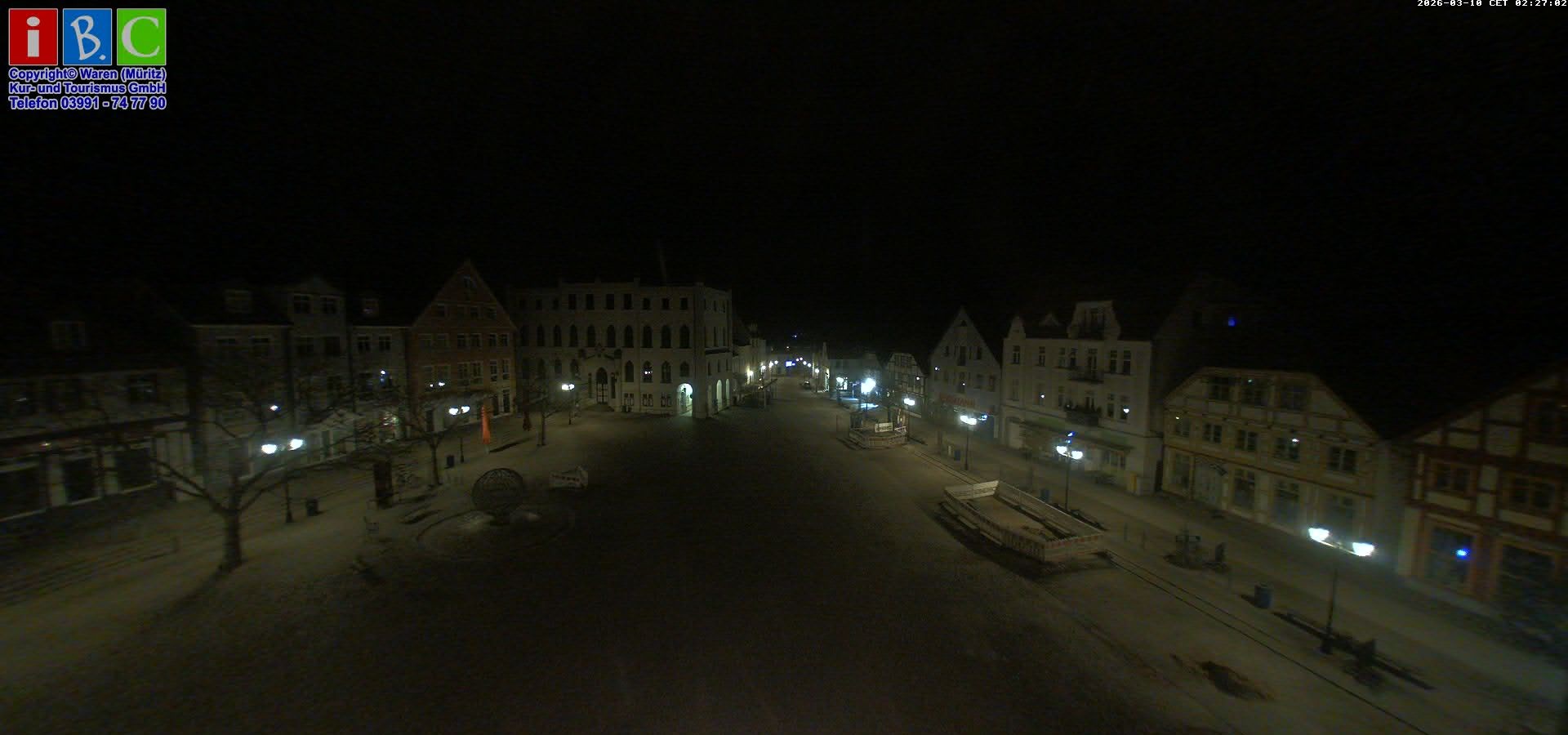 Archived image Webcam Waren (Müritz) - Market place