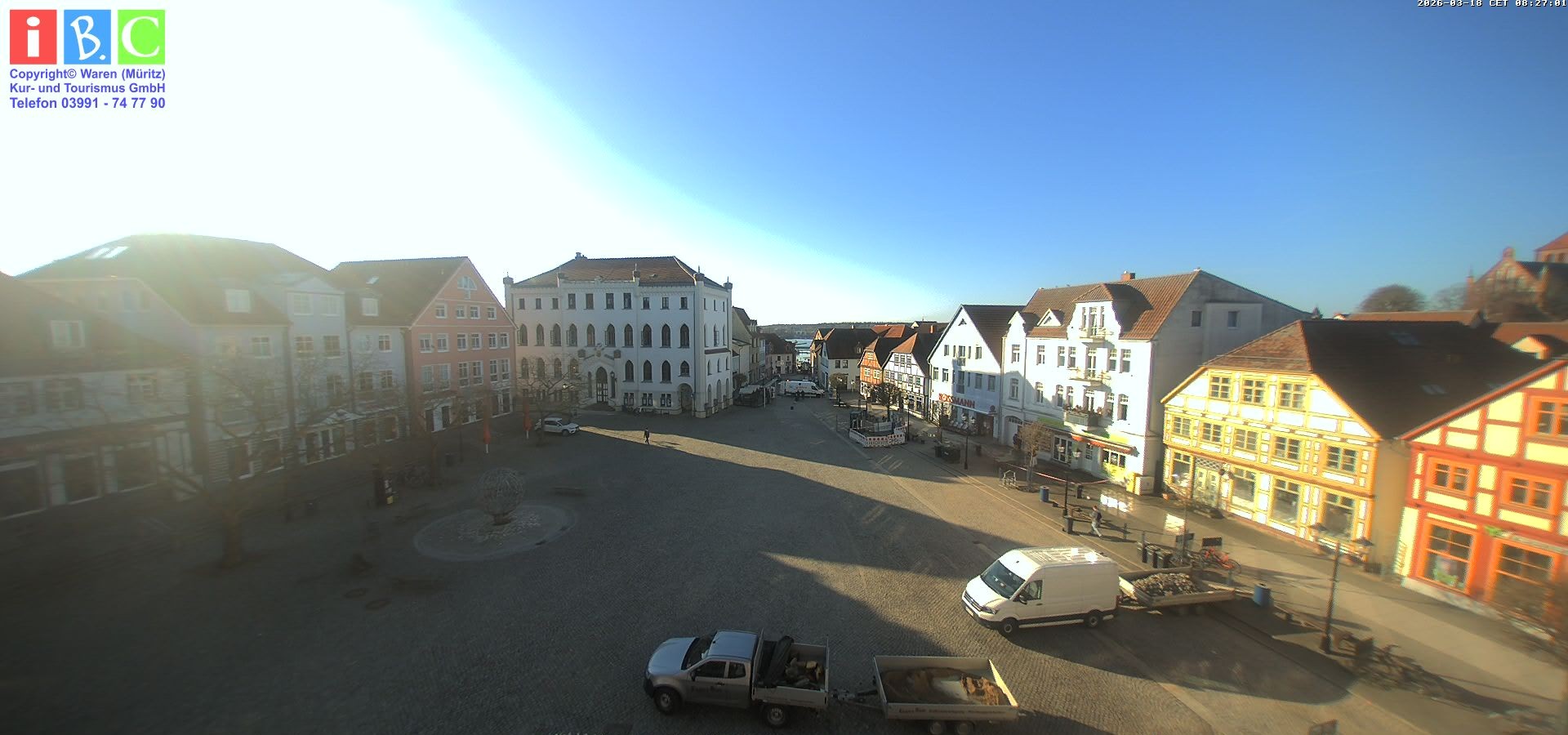 Archiv Foto Webcam Neuer Markt in Waren an der Müritz