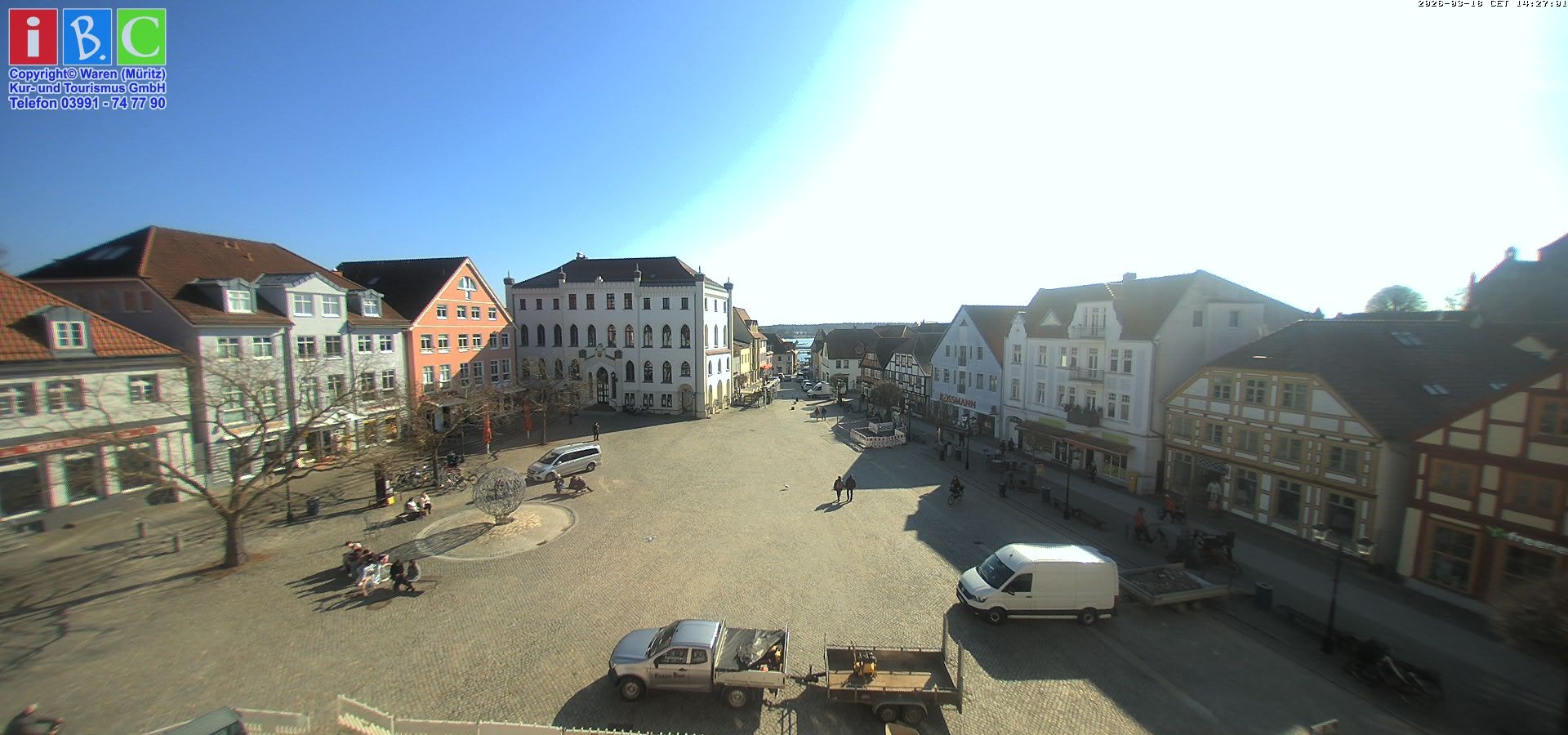 Archiv Foto Webcam Neuer Markt in Waren an der Müritz