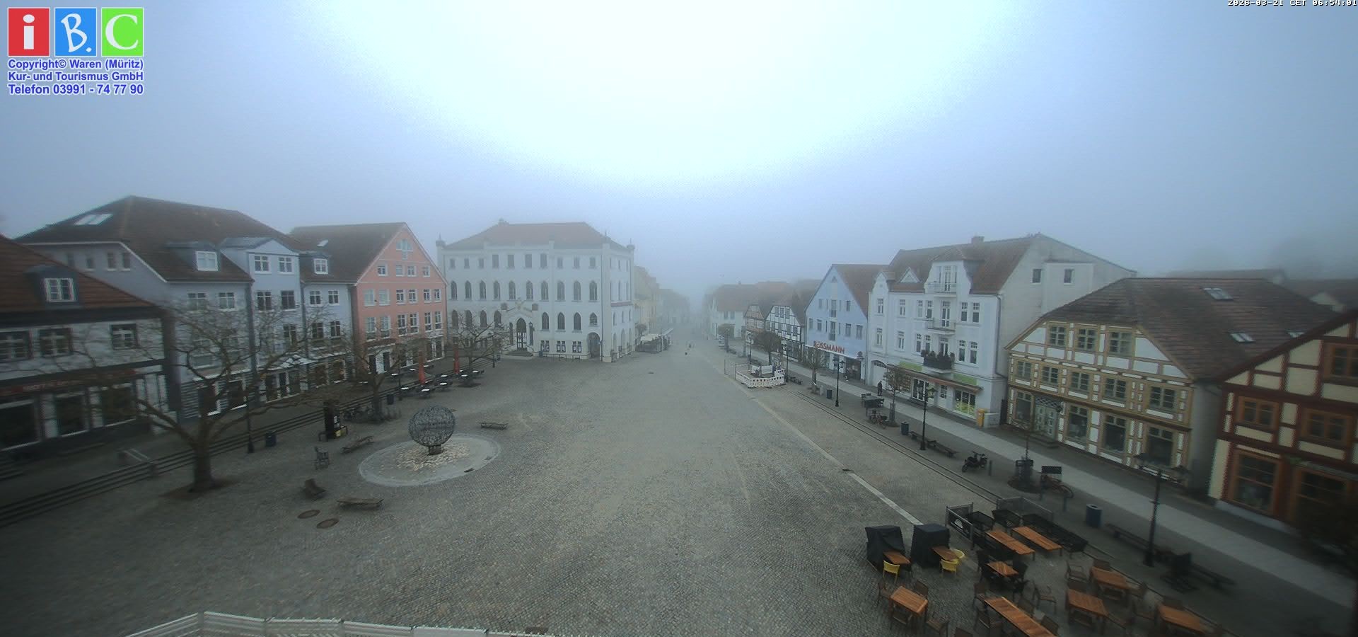 Archiv Foto Webcam Neuer Markt in Waren an der Müritz