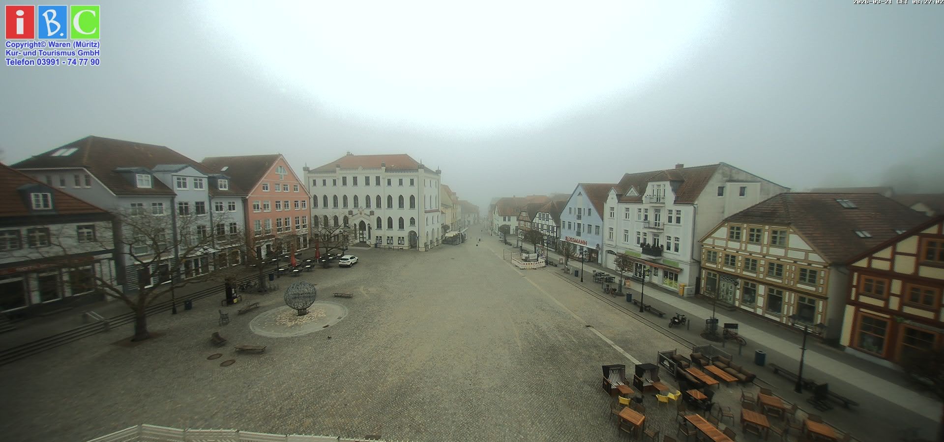 Archiv Foto Webcam Neuer Markt in Waren an der Müritz