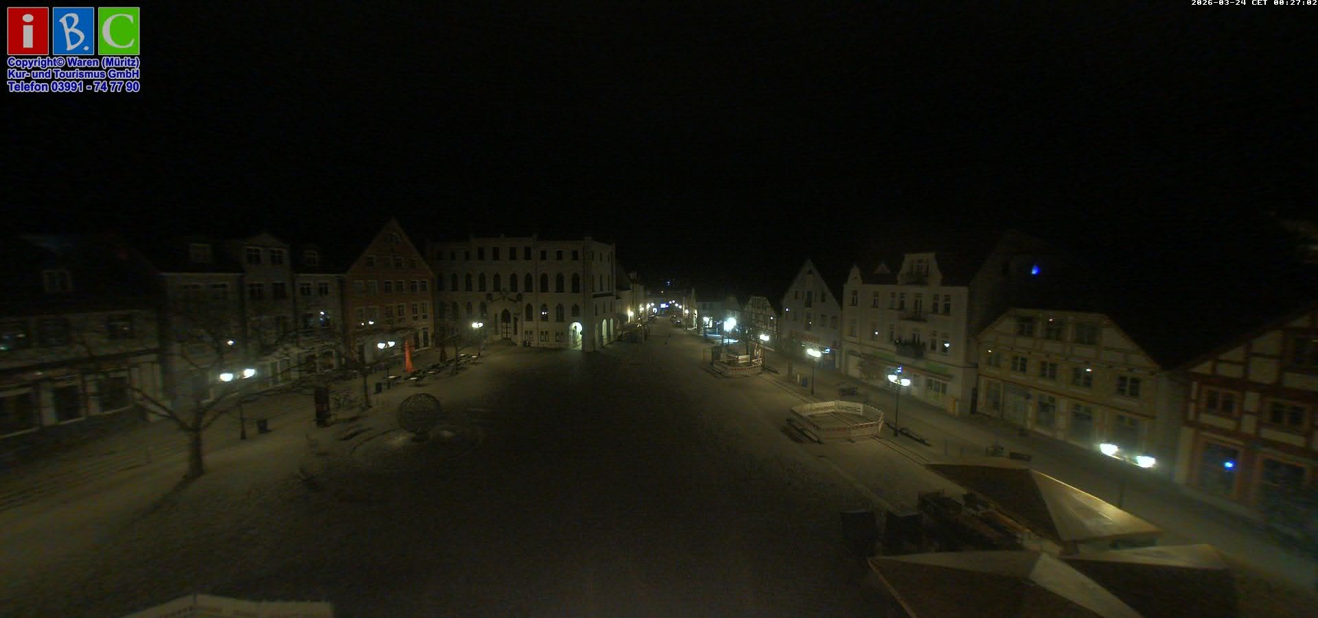 Archiv Foto Webcam Neuer Markt in Waren an der Müritz