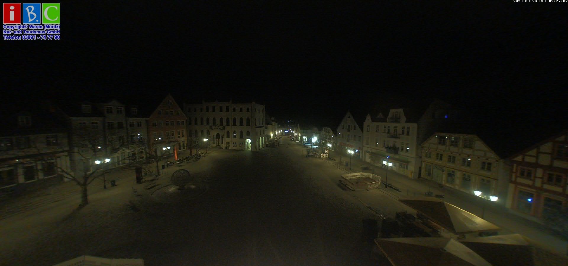 Archiv Foto Webcam Neuer Markt in Waren an der Müritz