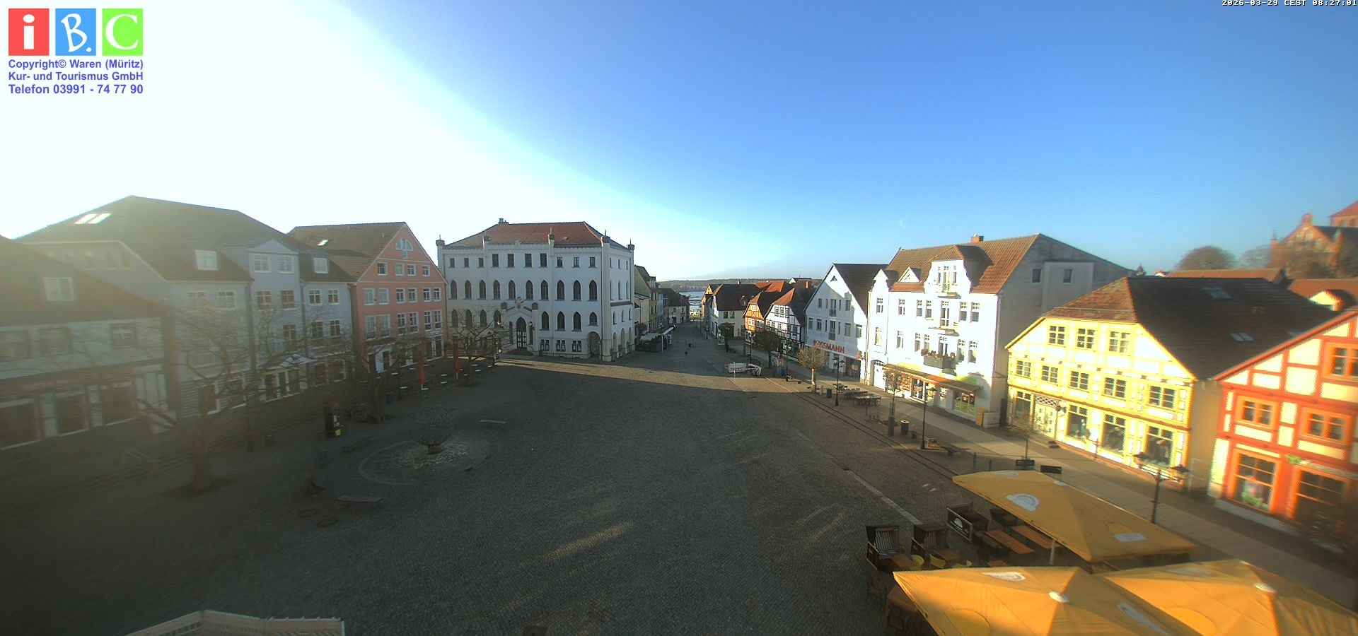 Archived image Webcam Waren (Müritz) - Market place