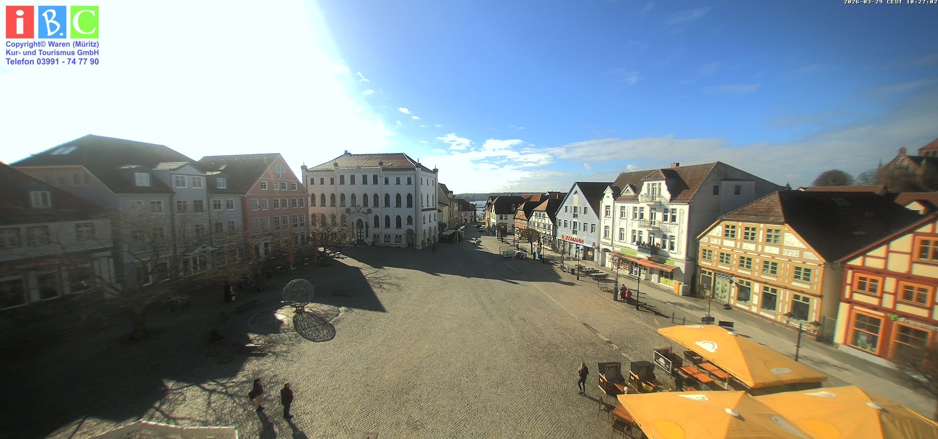 Archived image Webcam Waren (Müritz) - Market place