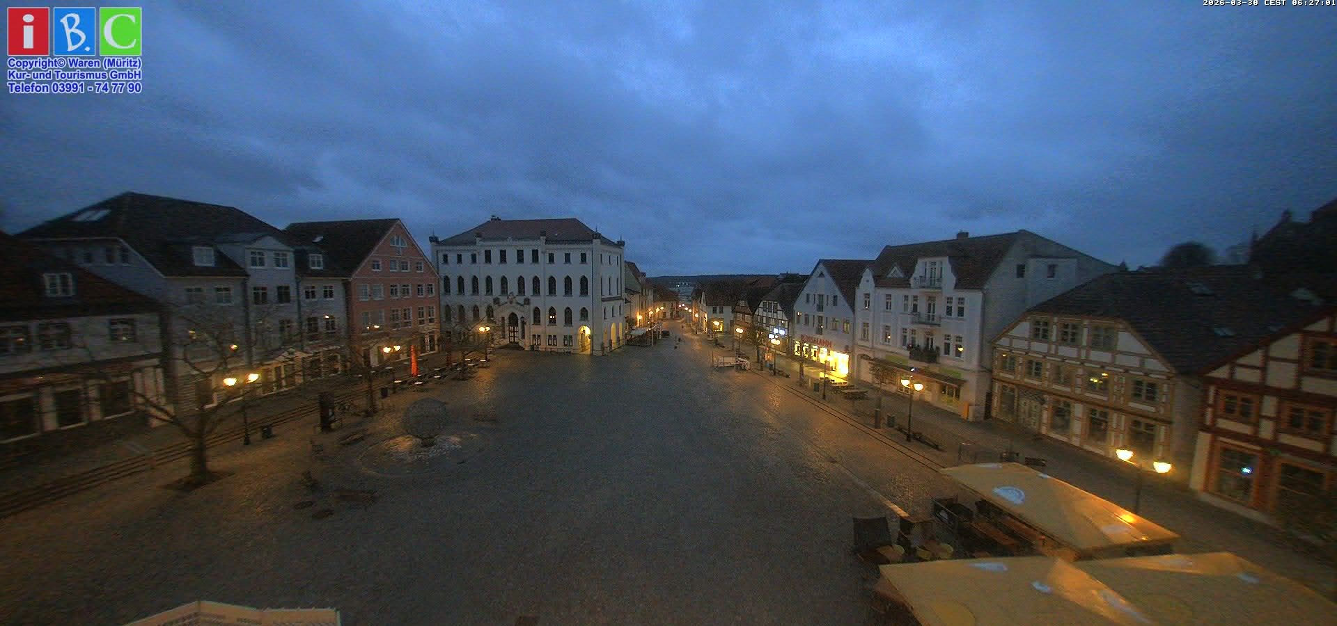 Archived image Webcam Waren (Müritz) - Market place