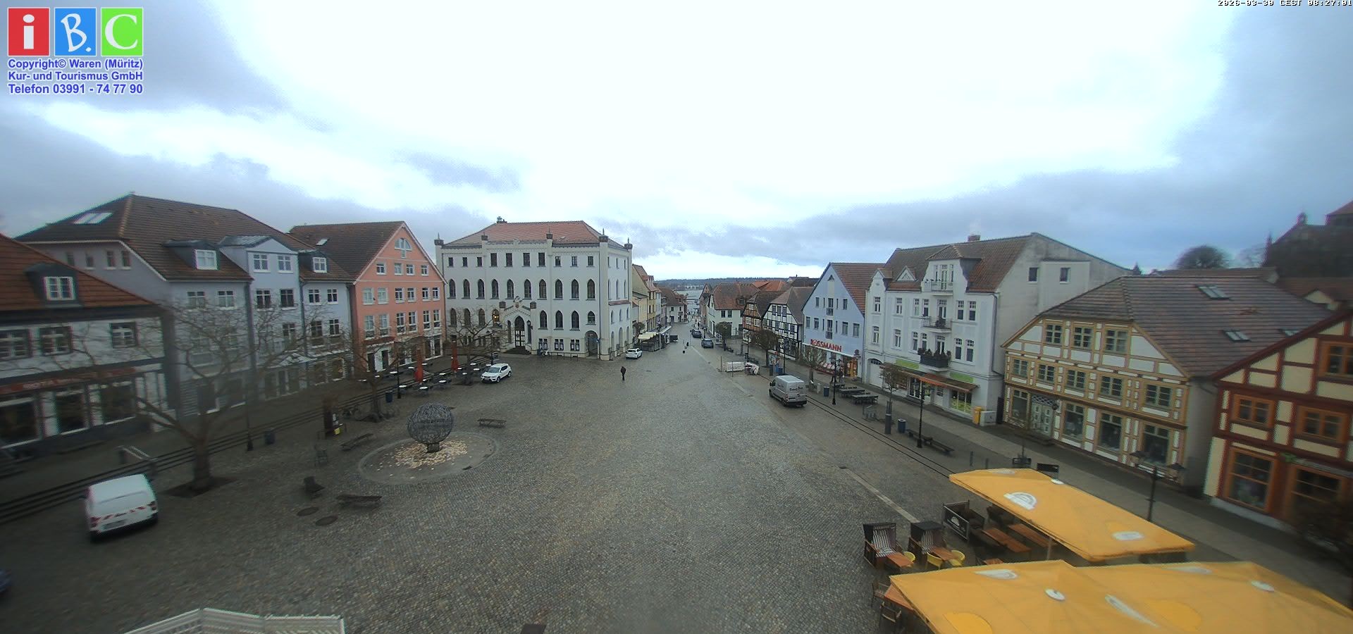 Archiv Foto Webcam Neuer Markt in Waren an der Müritz