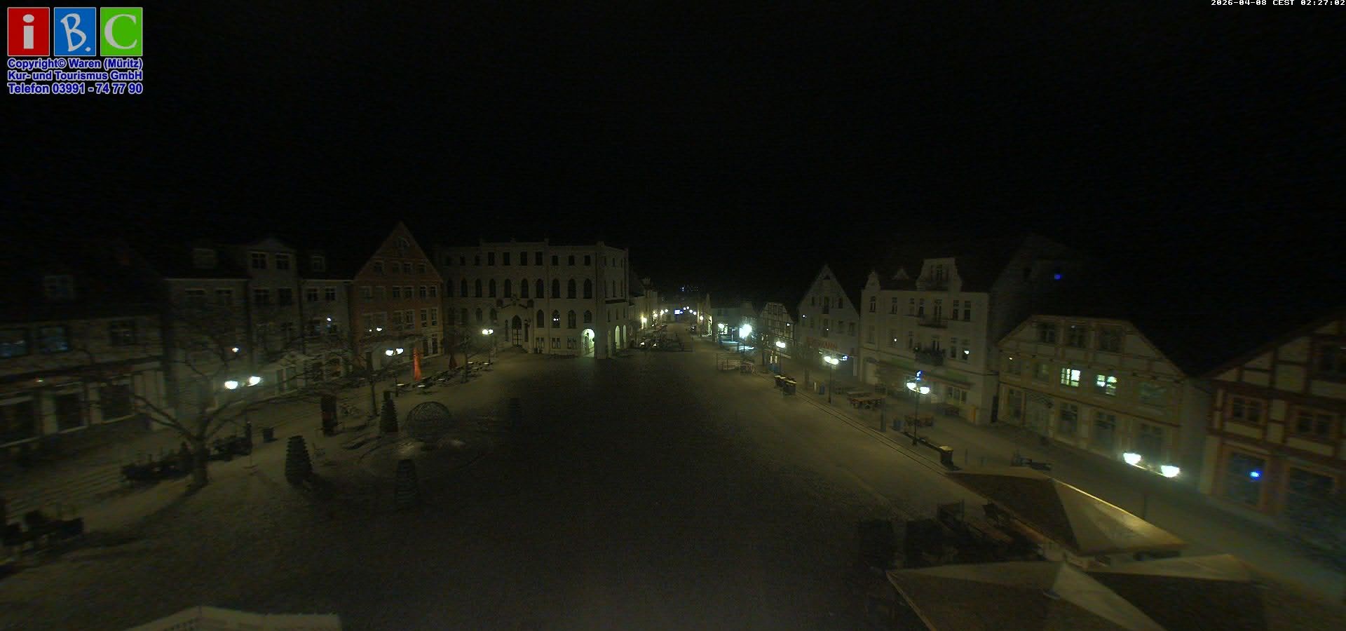 Archiv Foto Webcam Neuer Markt in Waren an der Müritz