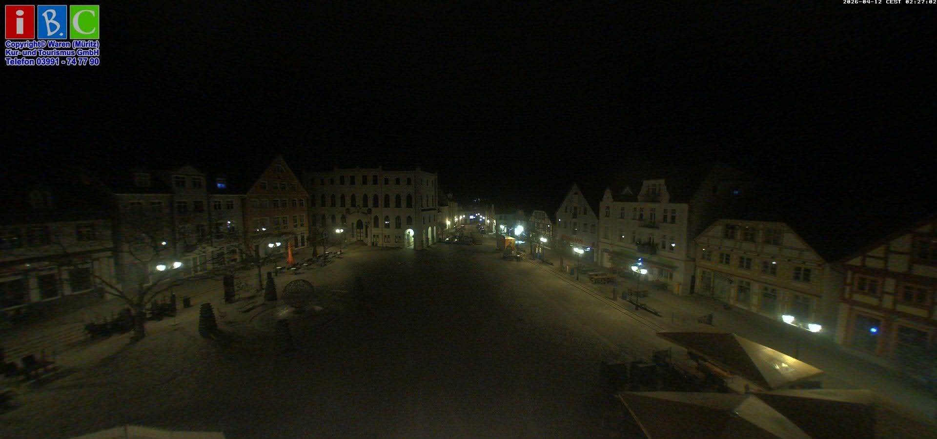 Archiv Foto Webcam Neuer Markt in Waren an der Müritz