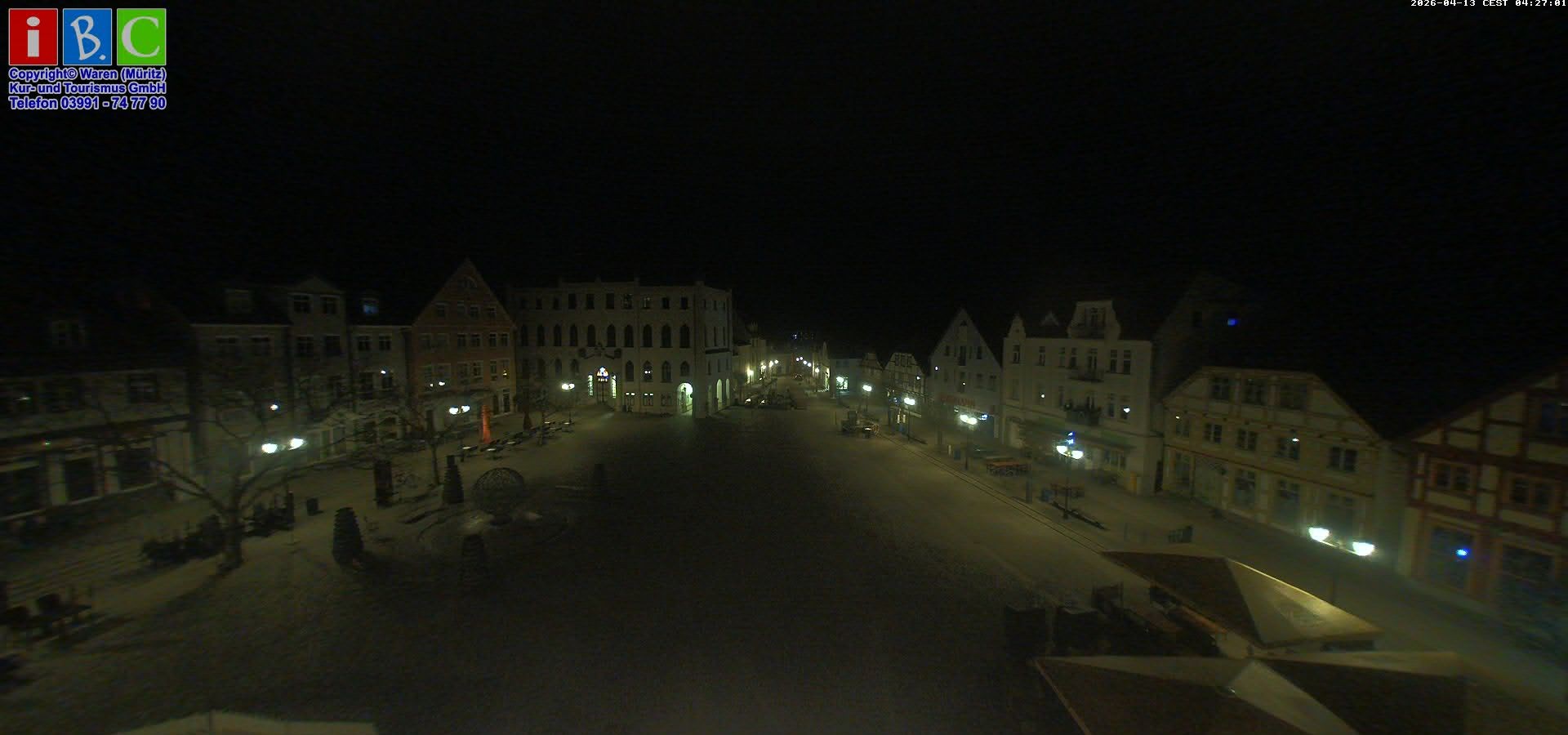 Archiv Foto Webcam Neuer Markt in Waren an der Müritz