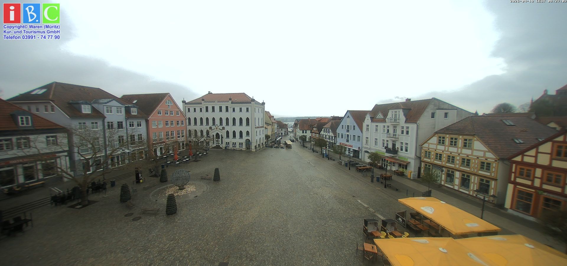 Archived image Webcam Waren (Müritz) - Market place