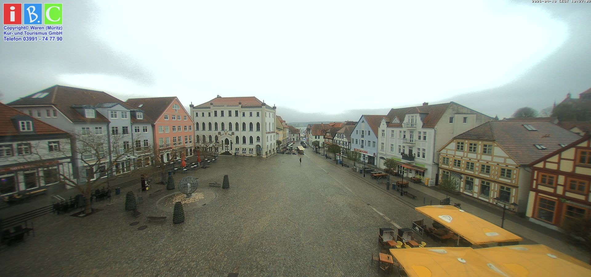 Archived image Webcam Waren (Müritz) - Market place